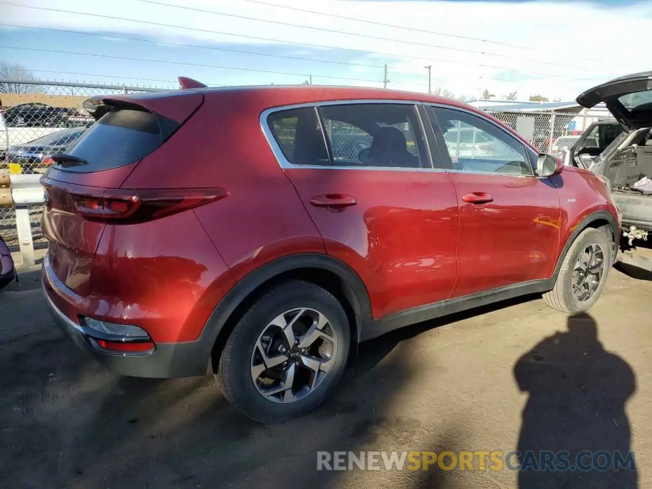 3 fotografías del automóvil dañado KNDPMCAC6N7014609 KIA SPORTAGE 2022