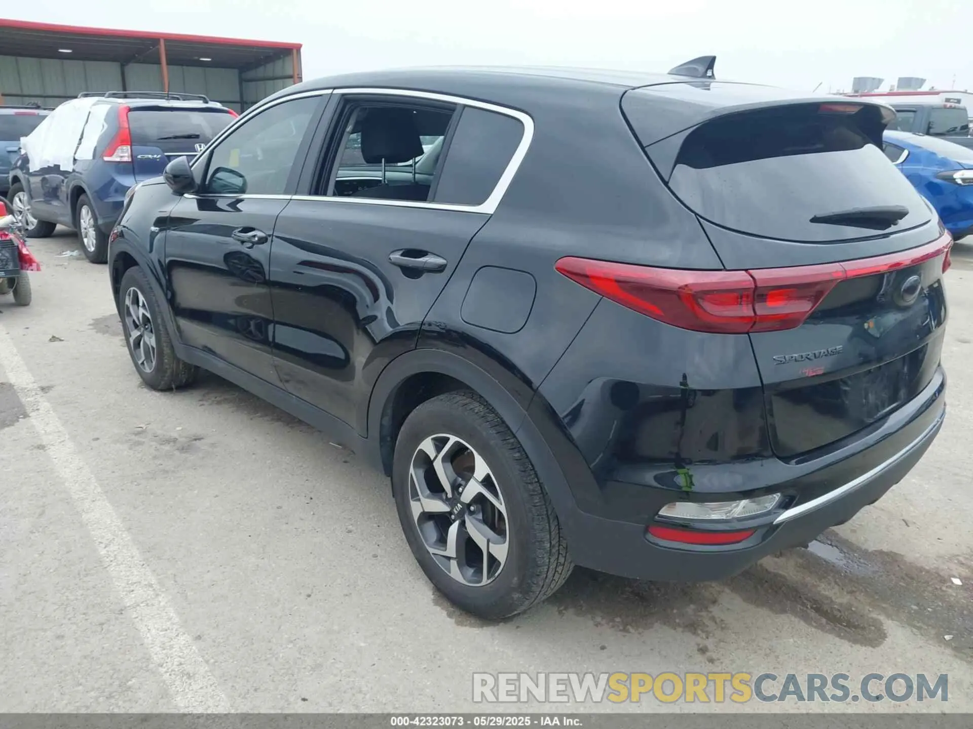 3 fotografías del automóvil dañado KNDPMCAC6N7019776 KIA SPORTAGE 2022