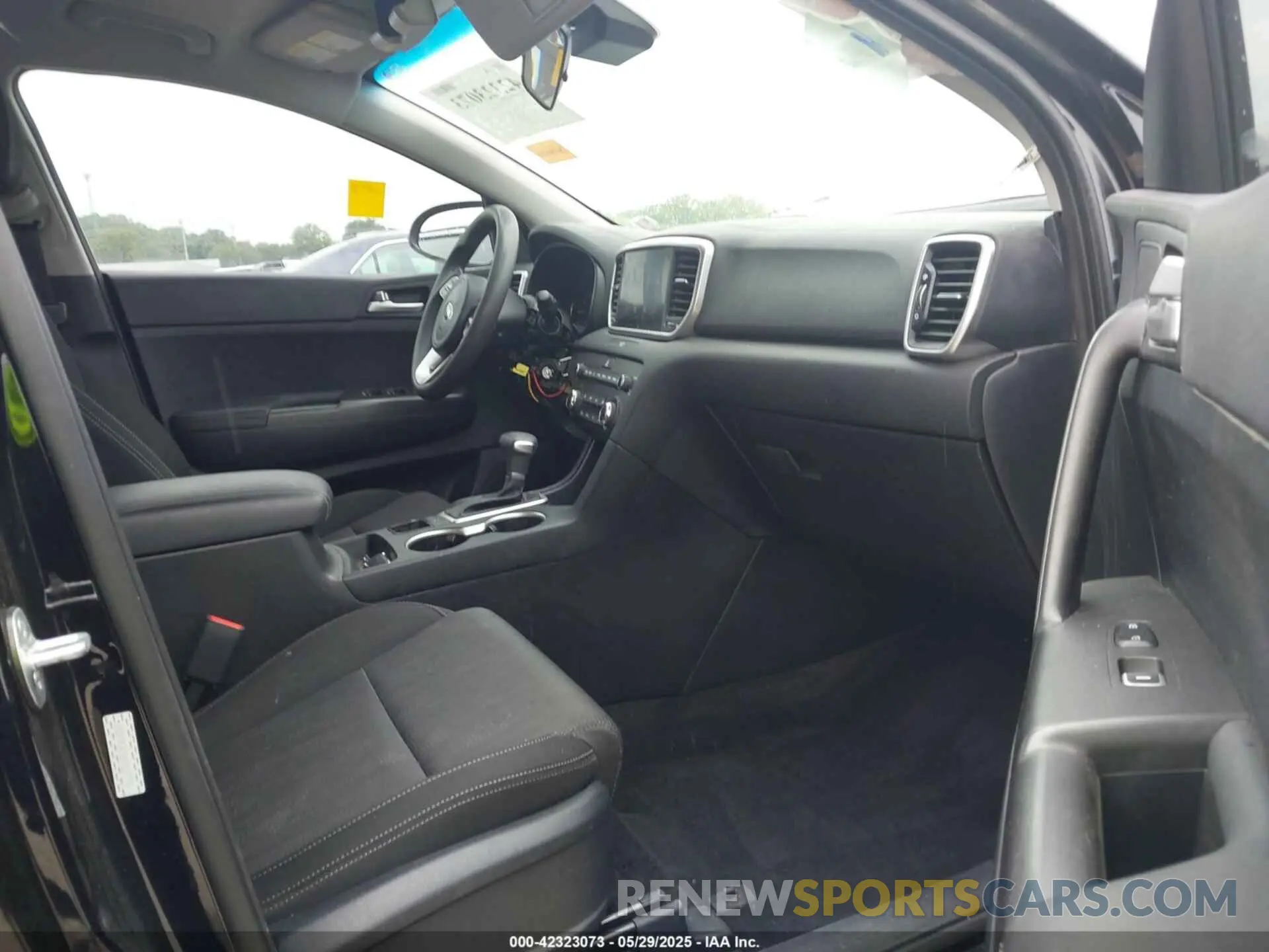 5 fotografías del automóvil dañado KNDPMCAC6N7019776 KIA SPORTAGE 2022