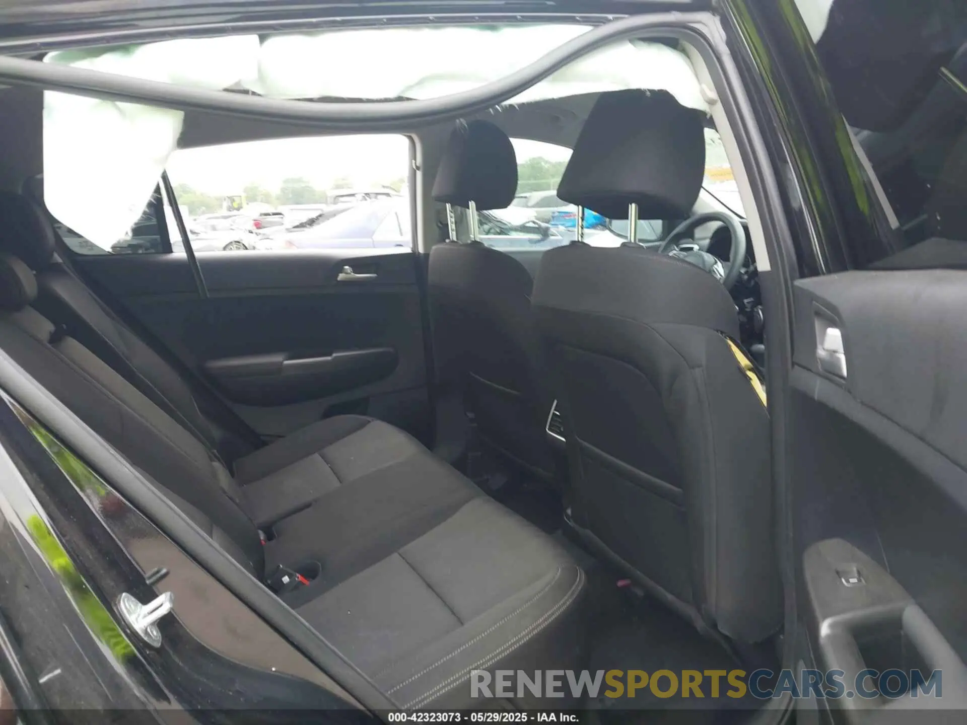 8 fotografías del automóvil dañado KNDPMCAC6N7019776 KIA SPORTAGE 2022
