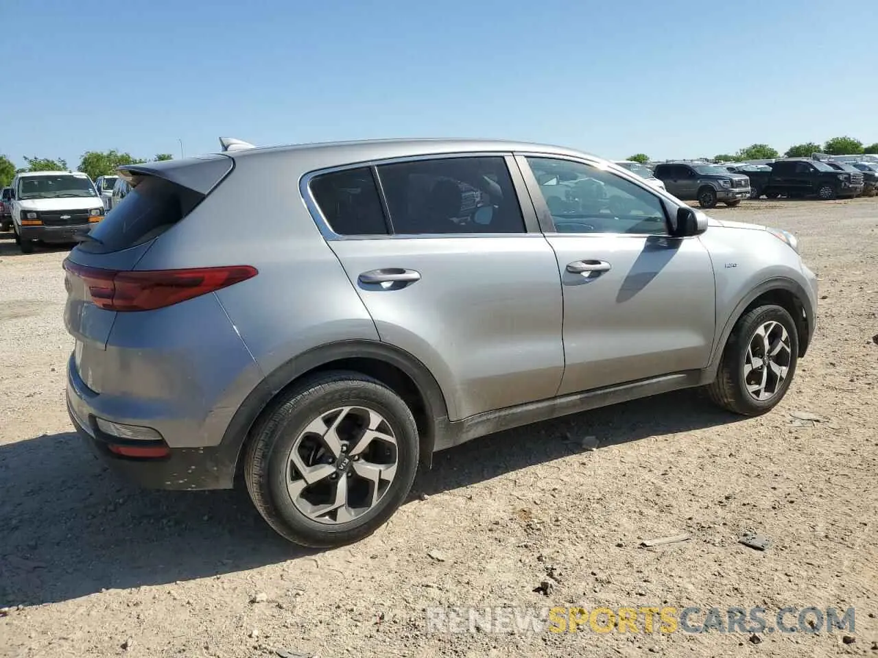 3 fotografías del automóvil dañado KNDPMCAC6N7971113 KIA SPORTAGE 2022