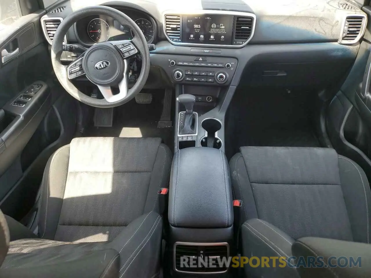 8 fotografías del automóvil dañado KNDPMCAC6N7971113 KIA SPORTAGE 2022