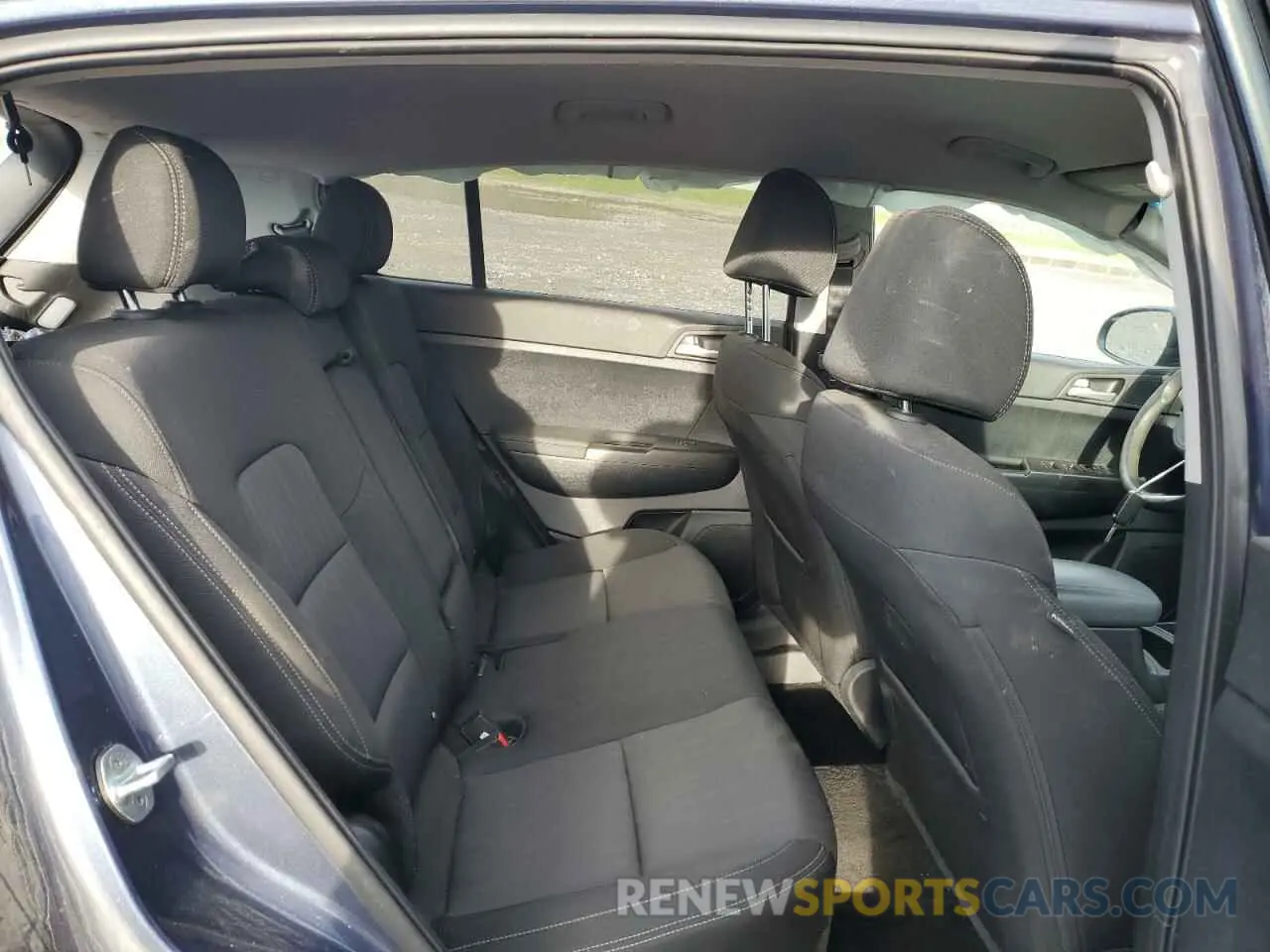 12 fotografías del automóvil dañado KNDPMCAC6N7982886 KIA SPORTAGE 2022