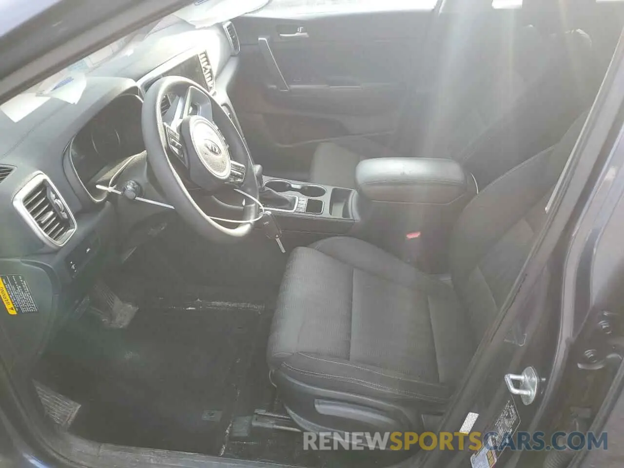 7 fotografías del automóvil dañado KNDPMCAC6N7982886 KIA SPORTAGE 2022