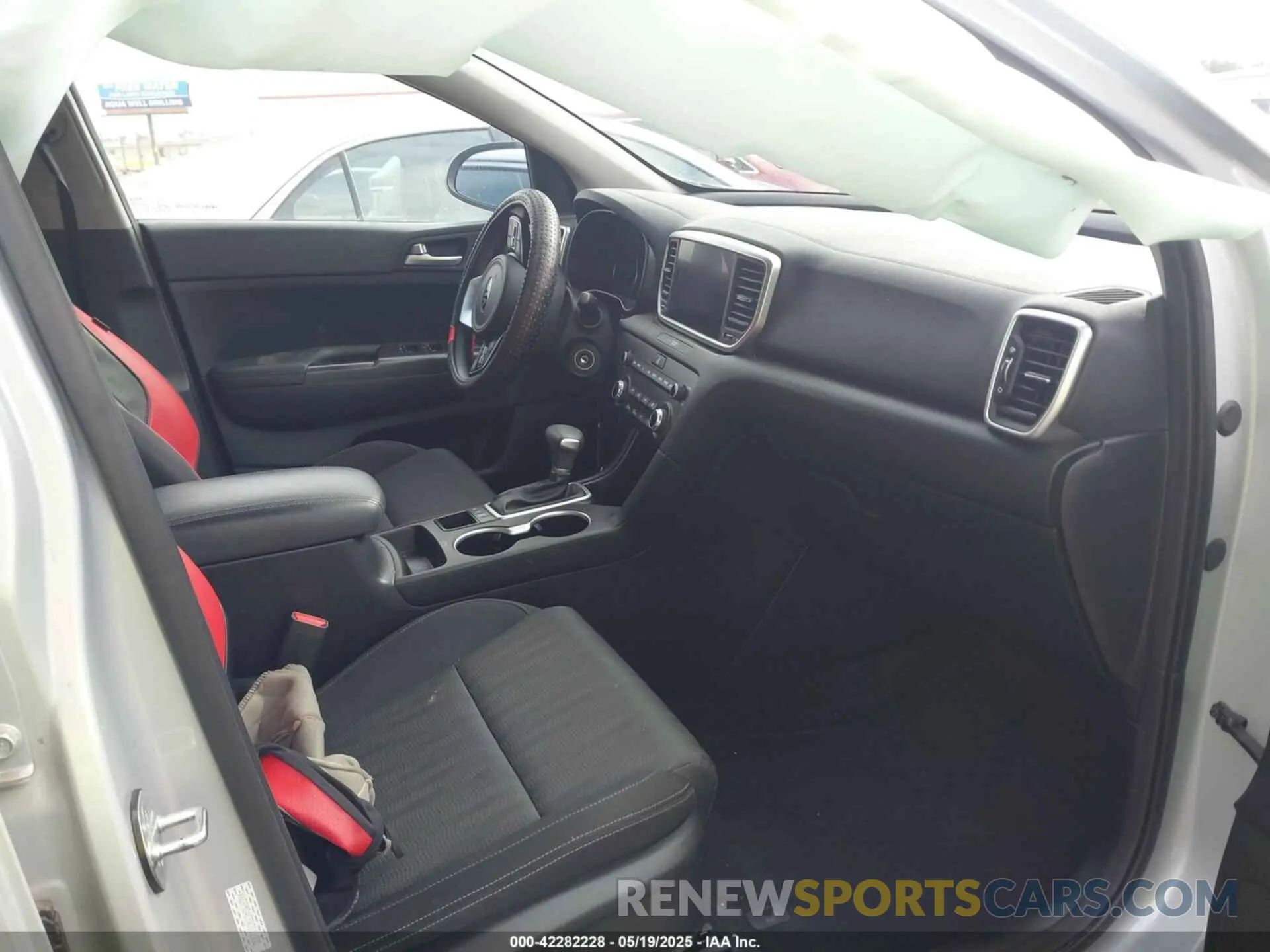 5 fotografías del automóvil dañado KNDPMCAC7N7011332 KIA SPORTAGE 2022
