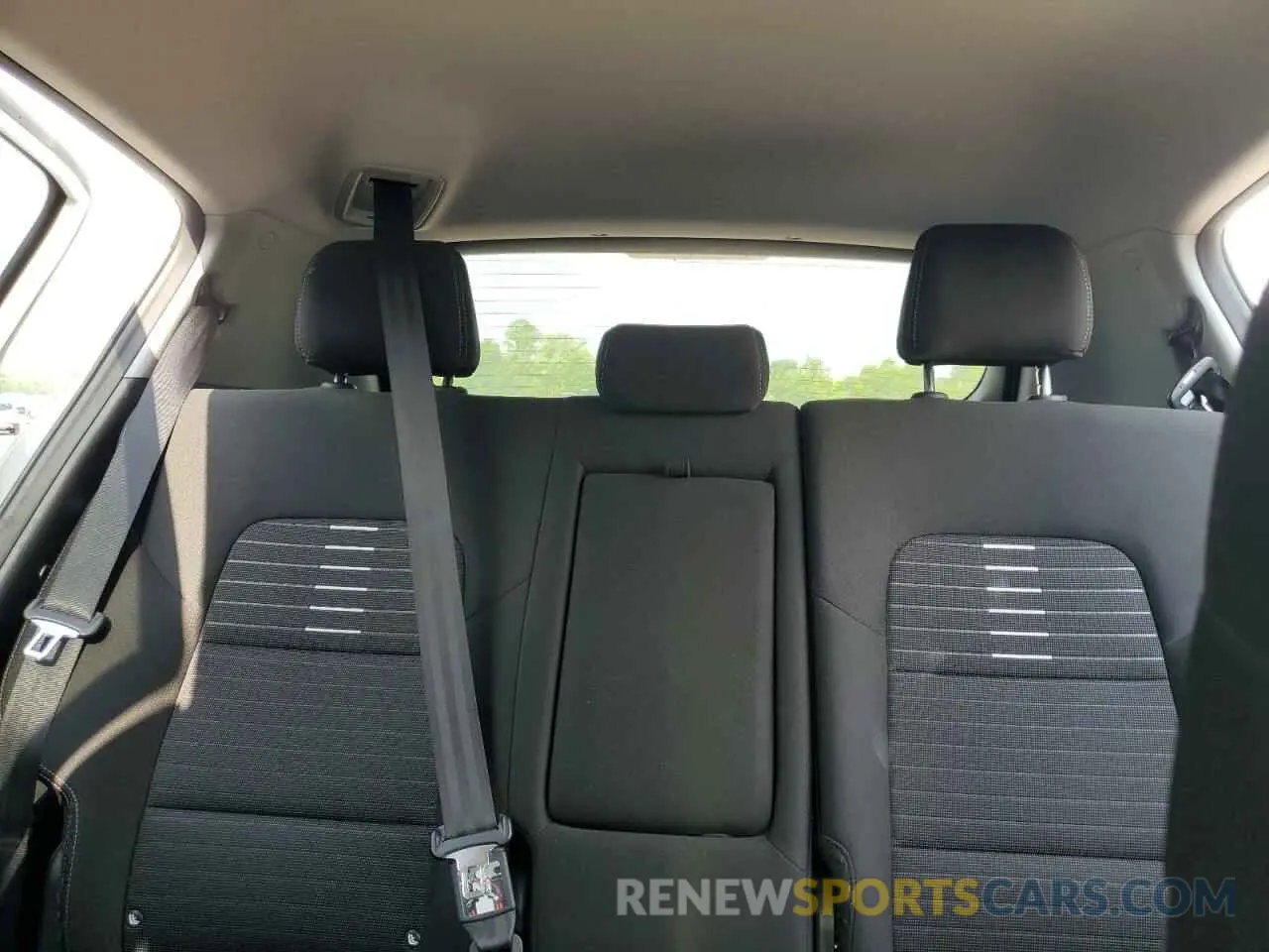 10 fotografías del automóvil dañado KNDPMCAC7N7978152 KIA SPORTAGE 2022