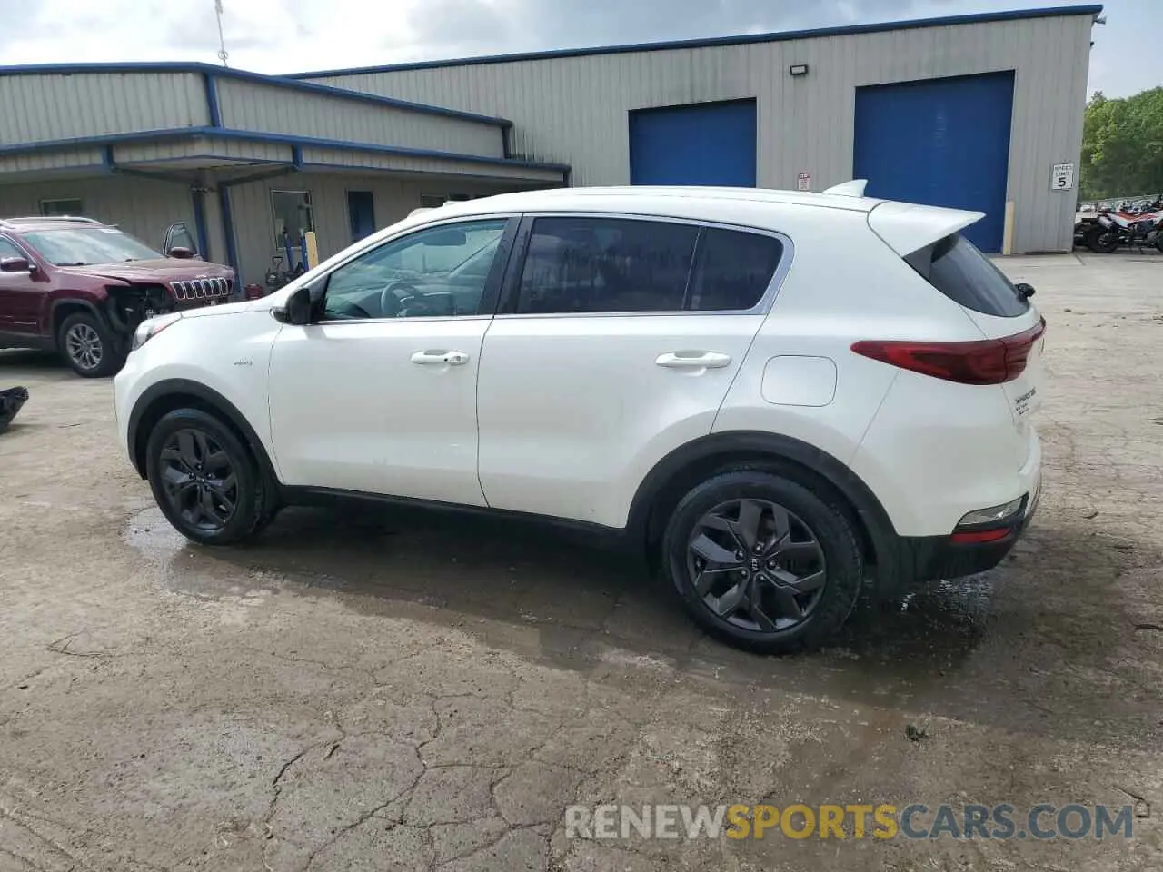 2 fotografías del automóvil dañado KNDPMCAC7N7978152 KIA SPORTAGE 2022