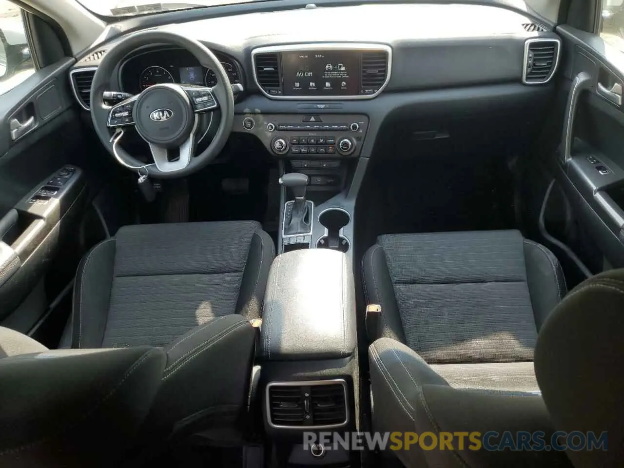 8 fotografías del automóvil dañado KNDPMCAC7N7978152 KIA SPORTAGE 2022