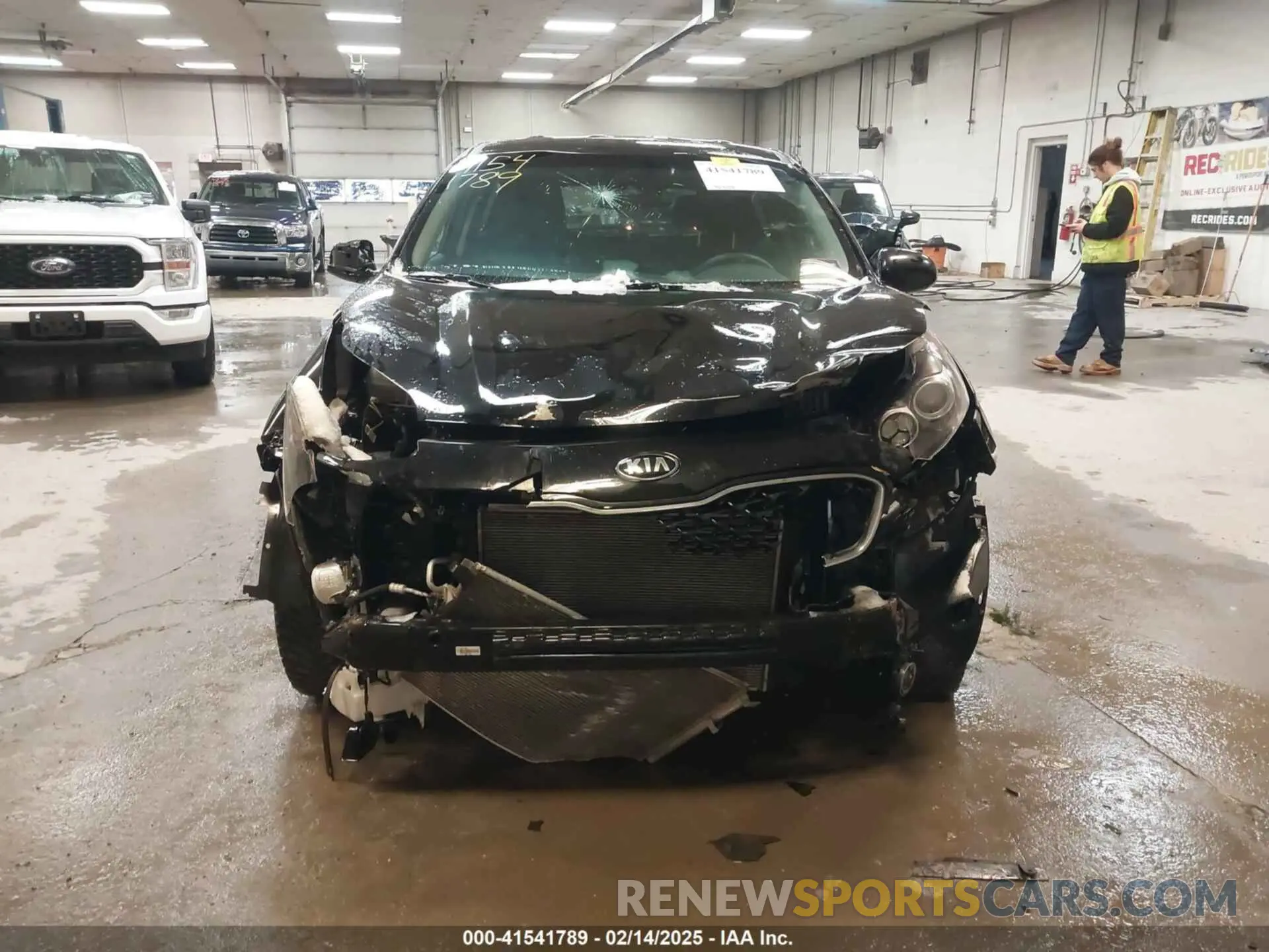 12 fotografías del automóvil dañado KNDPMCAC7N7999941 KIA SPORTAGE 2022