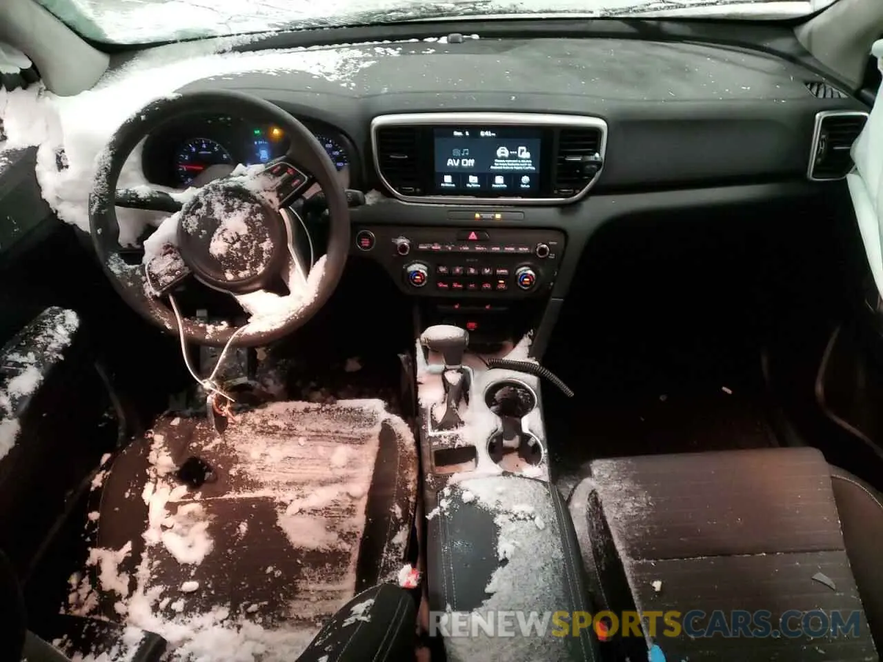 8 fotografías del automóvil dañado KNDPMCAC8N7002736 KIA SPORTAGE 2022