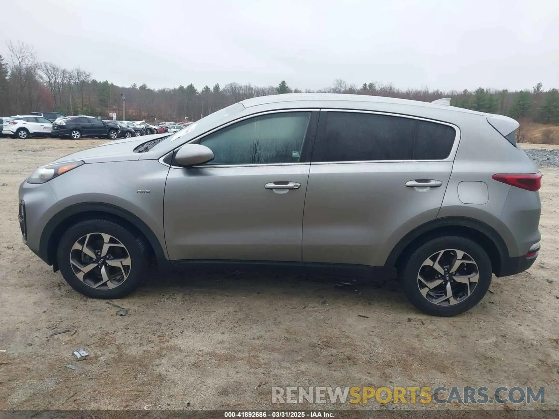 14 fotografías del automóvil dañado KNDPMCAC9N7954564 KIA SPORTAGE 2022