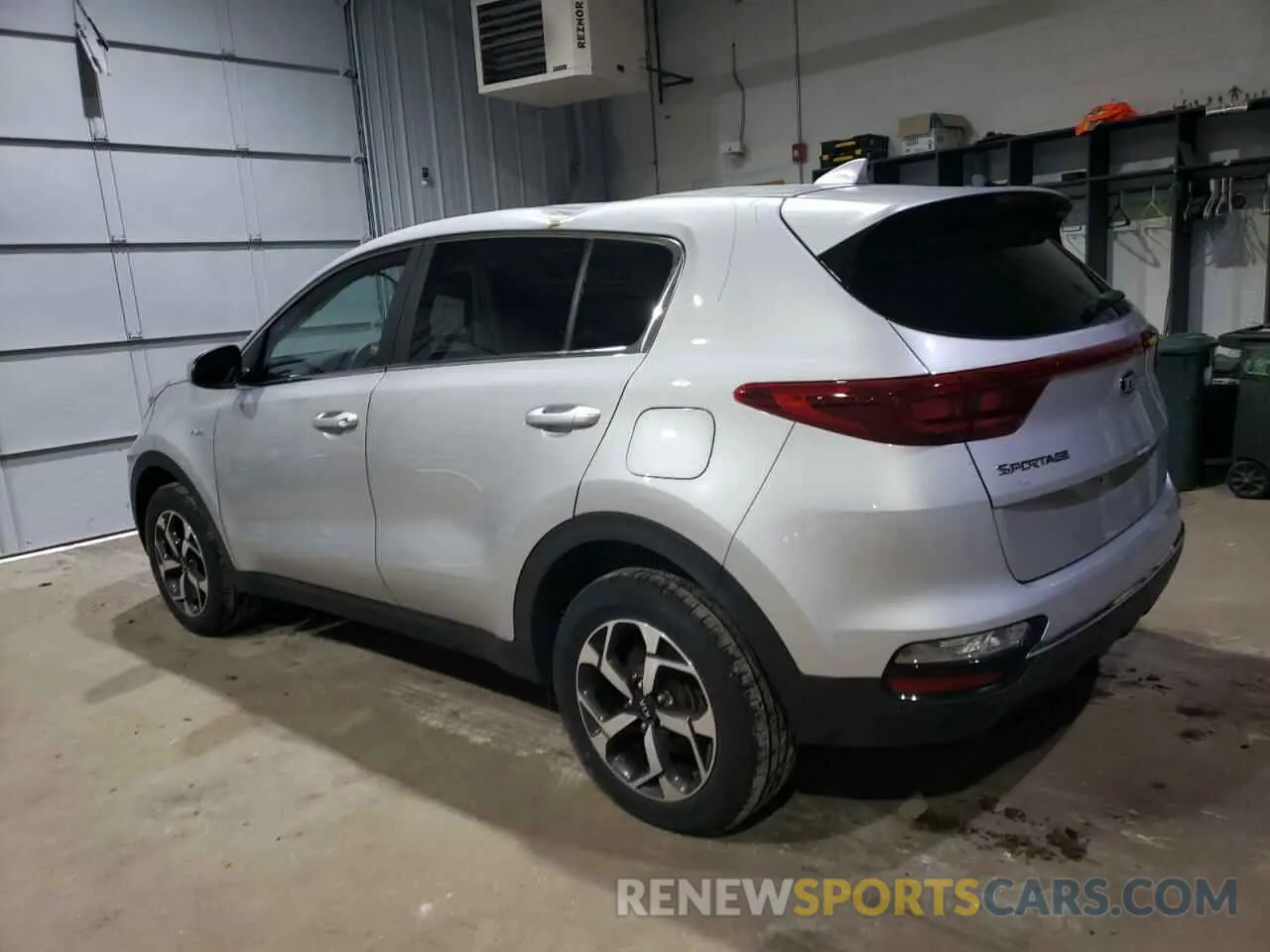 2 fotografías del automóvil dañado KNDPMCACXN7020624 KIA SPORTAGE 2022