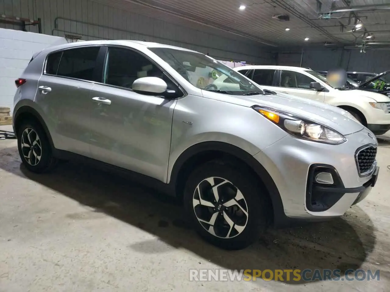 4 fotografías del automóvil dañado KNDPMCACXN7020624 KIA SPORTAGE 2022