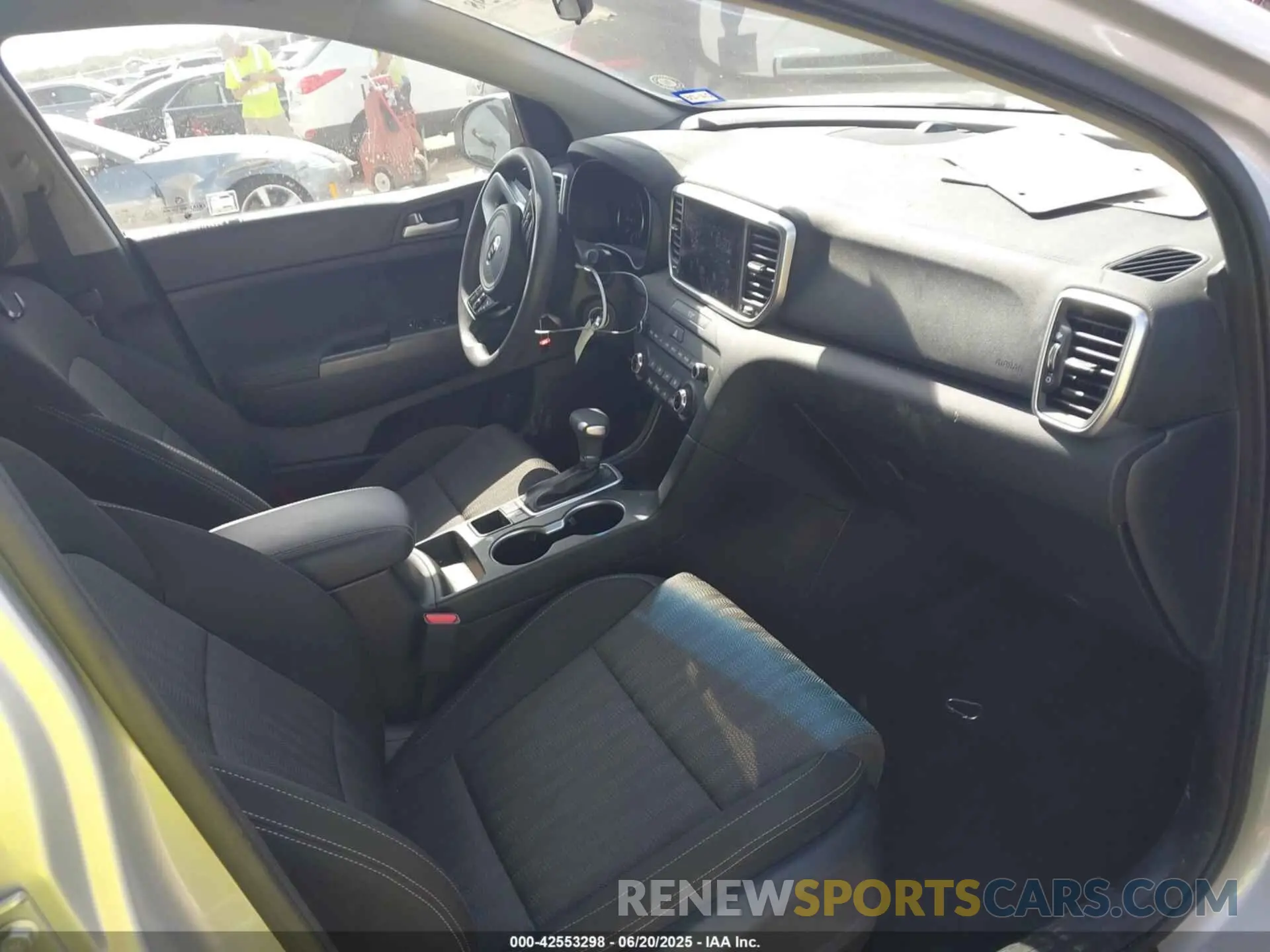 5 fotografías del automóvil dañado KNDPMCACXN7952998 KIA SPORTAGE 2022