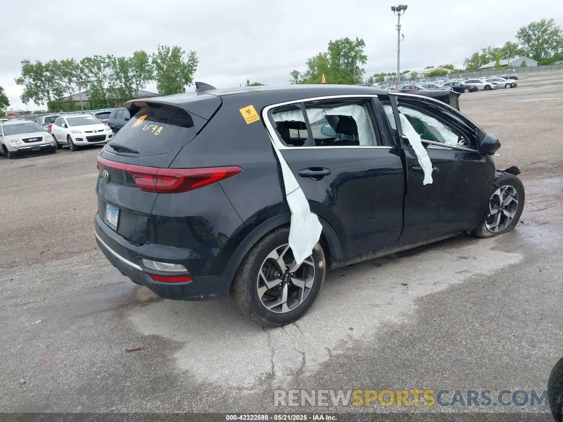4 fotografías del automóvil dañado KNDPMCACXN7969560 KIA SPORTAGE 2022