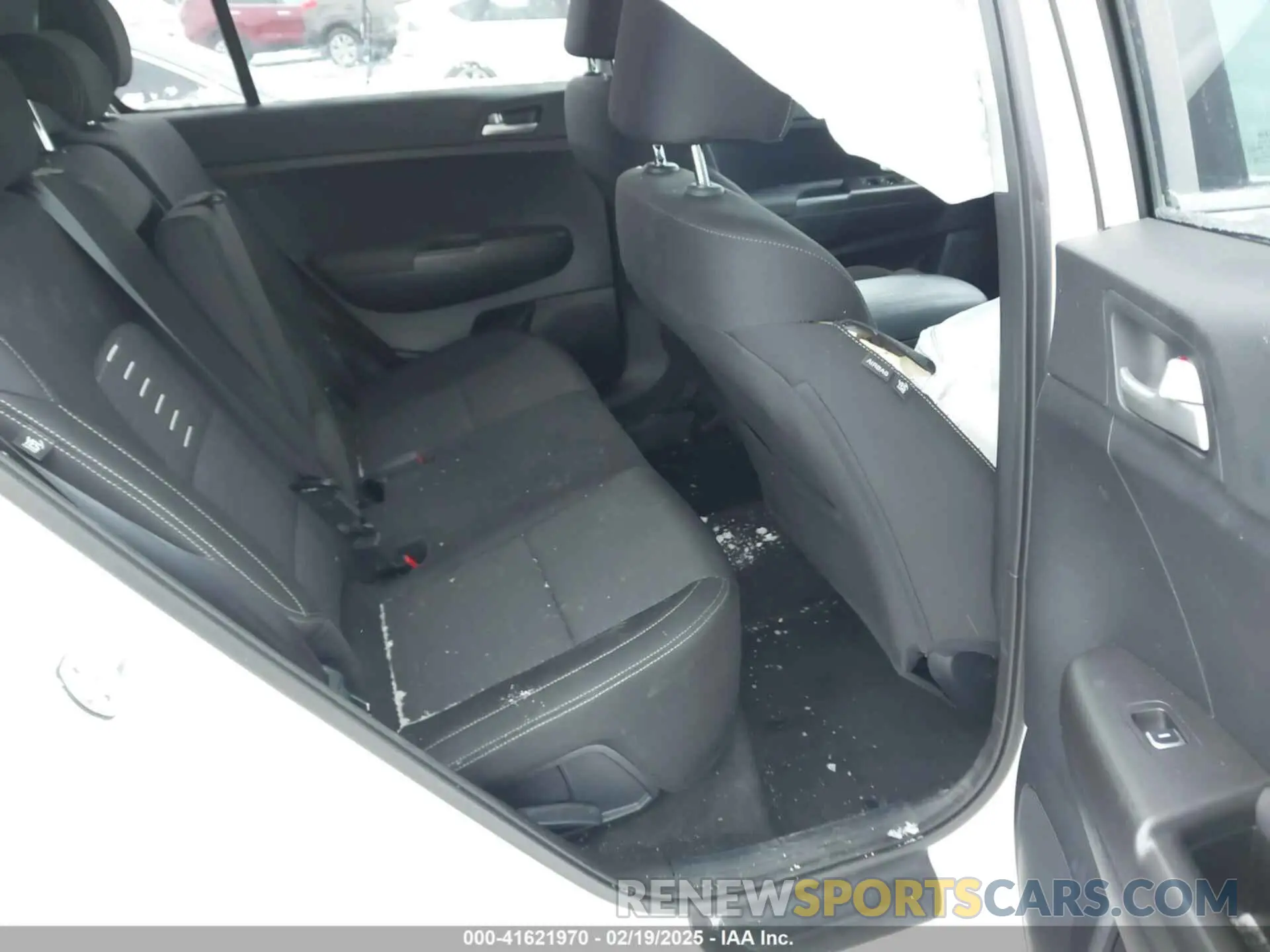 8 fotografías del automóvil dañado KNDPMCACXN7983264 KIA SPORTAGE 2022