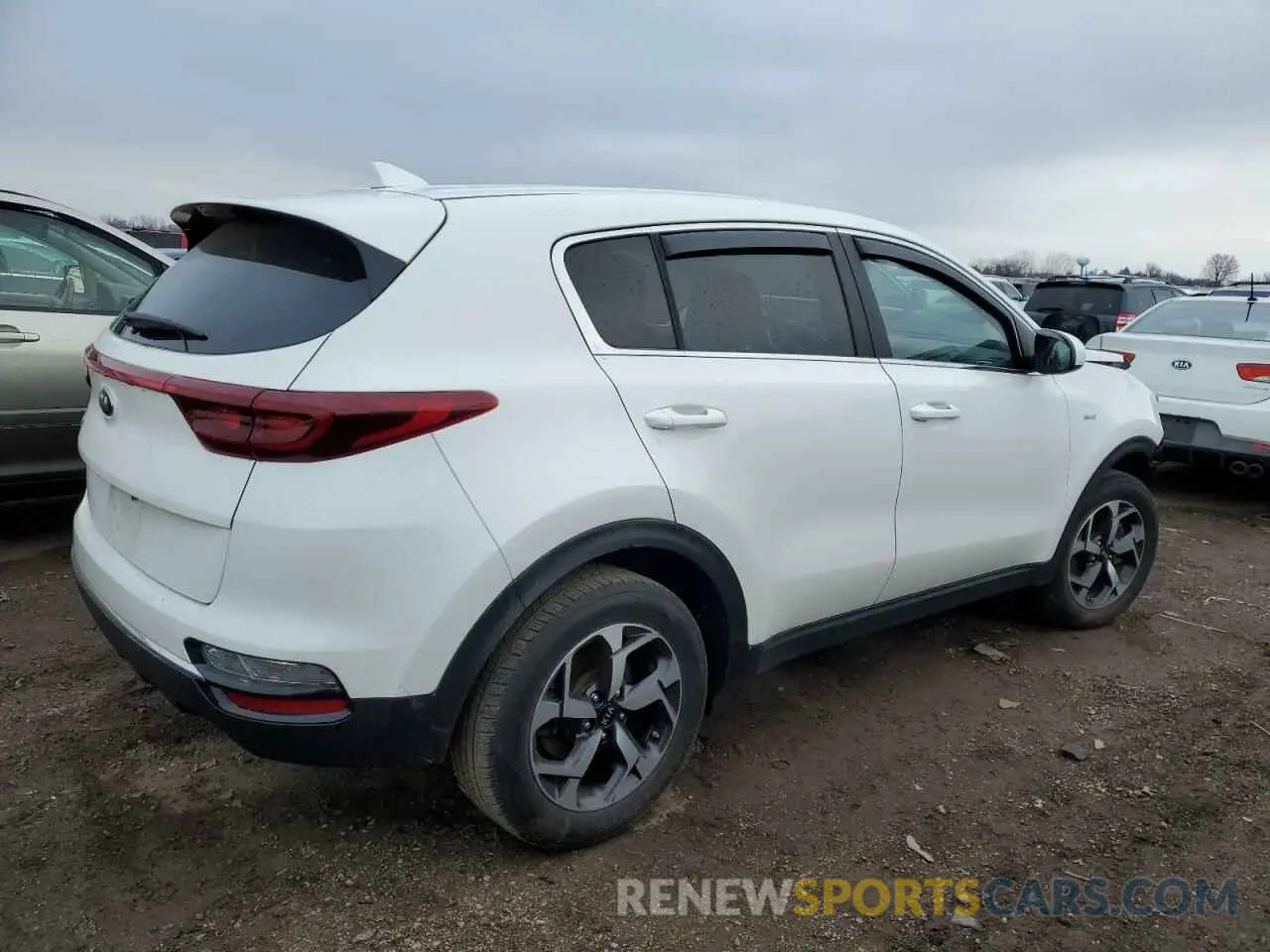 3 fotografías del automóvil dañado KNDPMCACXN7999691 KIA SPORTAGE 2022