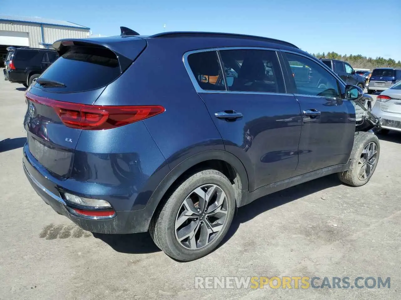 3 fotografías del automóvil dañado KNDPNCAC5N7002044 KIA SPORTAGE 2022