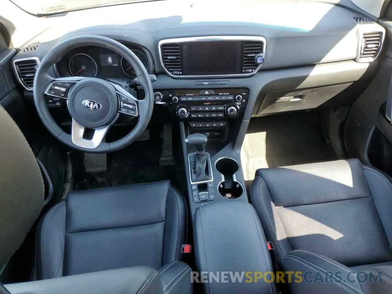 8 fotografías del automóvil dañado KNDPNCAC5N7002044 KIA SPORTAGE 2022