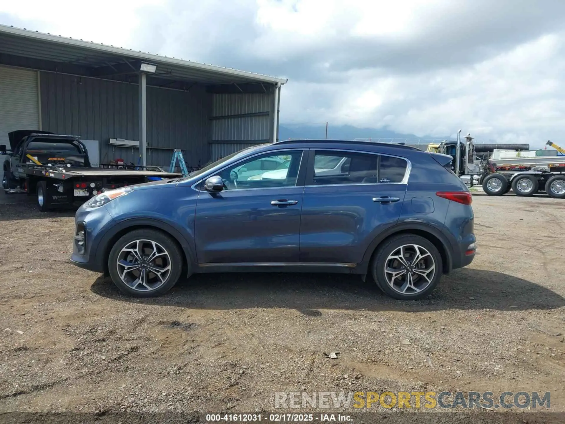 14 fotografías del automóvil dañado KNDPR3A62N7972836 KIA SPORTAGE 2022