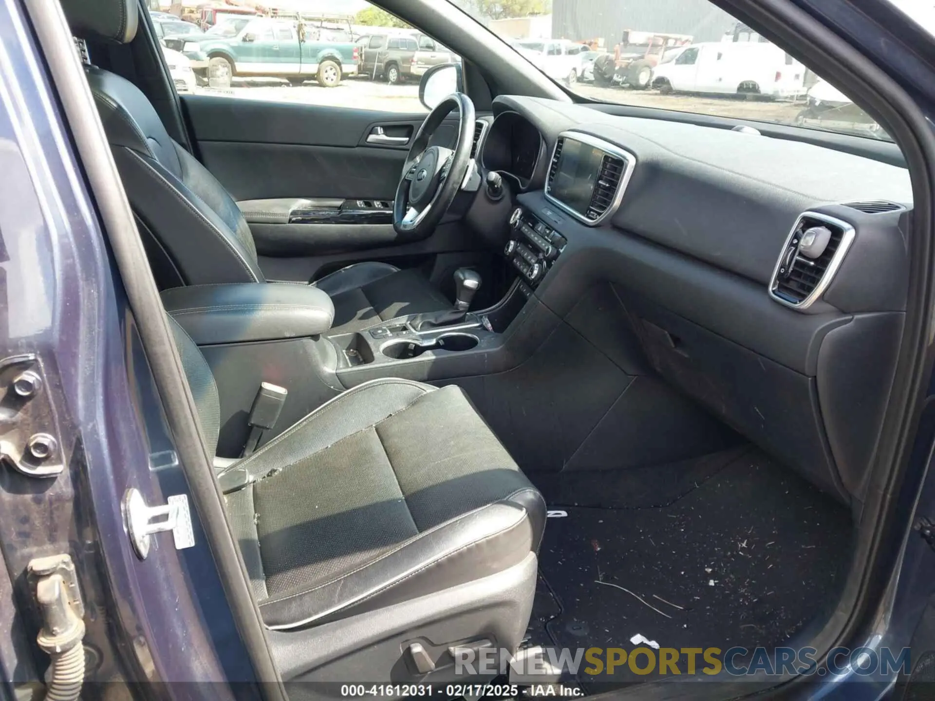 5 fotografías del automóvil dañado KNDPR3A62N7972836 KIA SPORTAGE 2022
