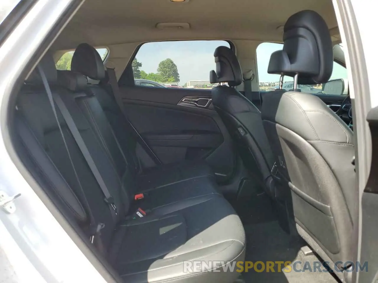 11 fotografías del automóvil dañado 5XYK33AF0PG115805 KIA SPORTAGE 2023
