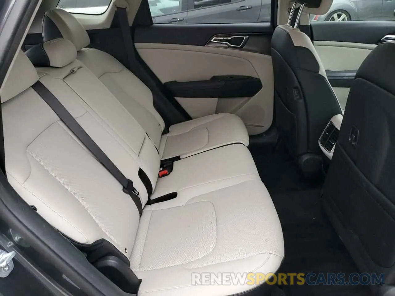 11 fotografías del automóvil dañado 5XYK33AF1PG036739 KIA SPORTAGE 2023