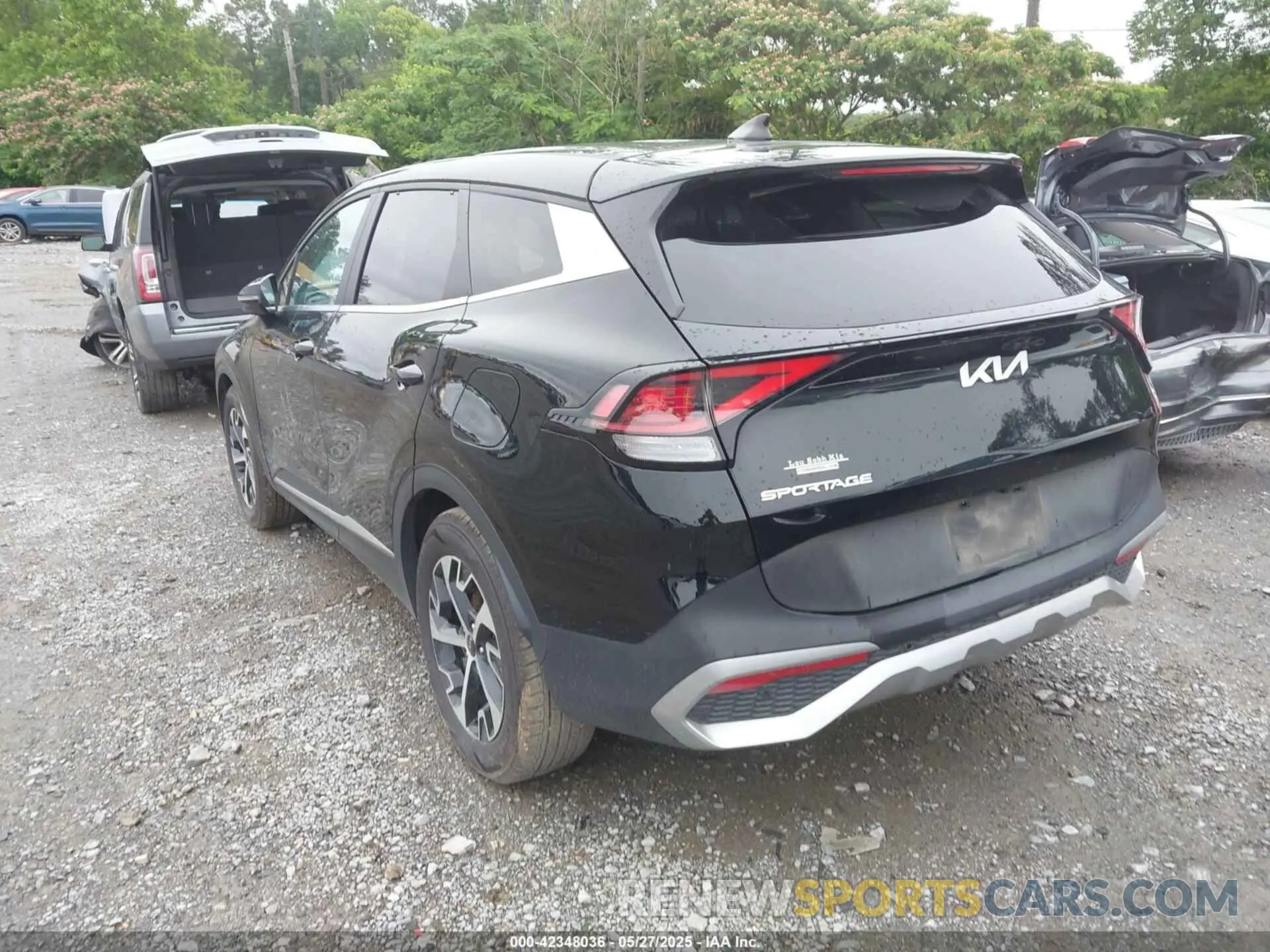 3 fotografías del automóvil dañado 5XYK33AF3PG062260 KIA SPORTAGE 2023