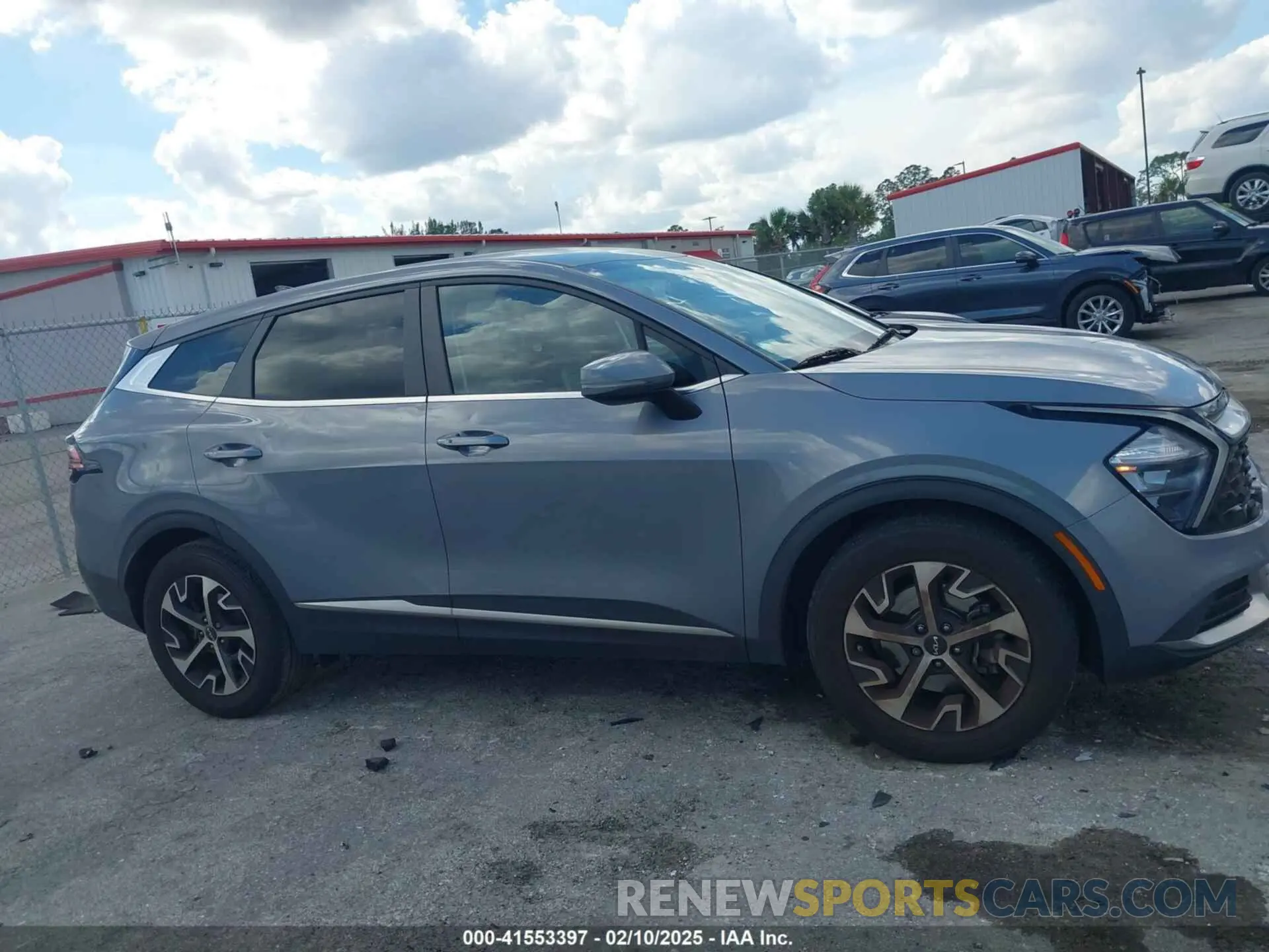 13 fotografías del automóvil dañado 5XYK33AF4PG039263 KIA SPORTAGE 2023