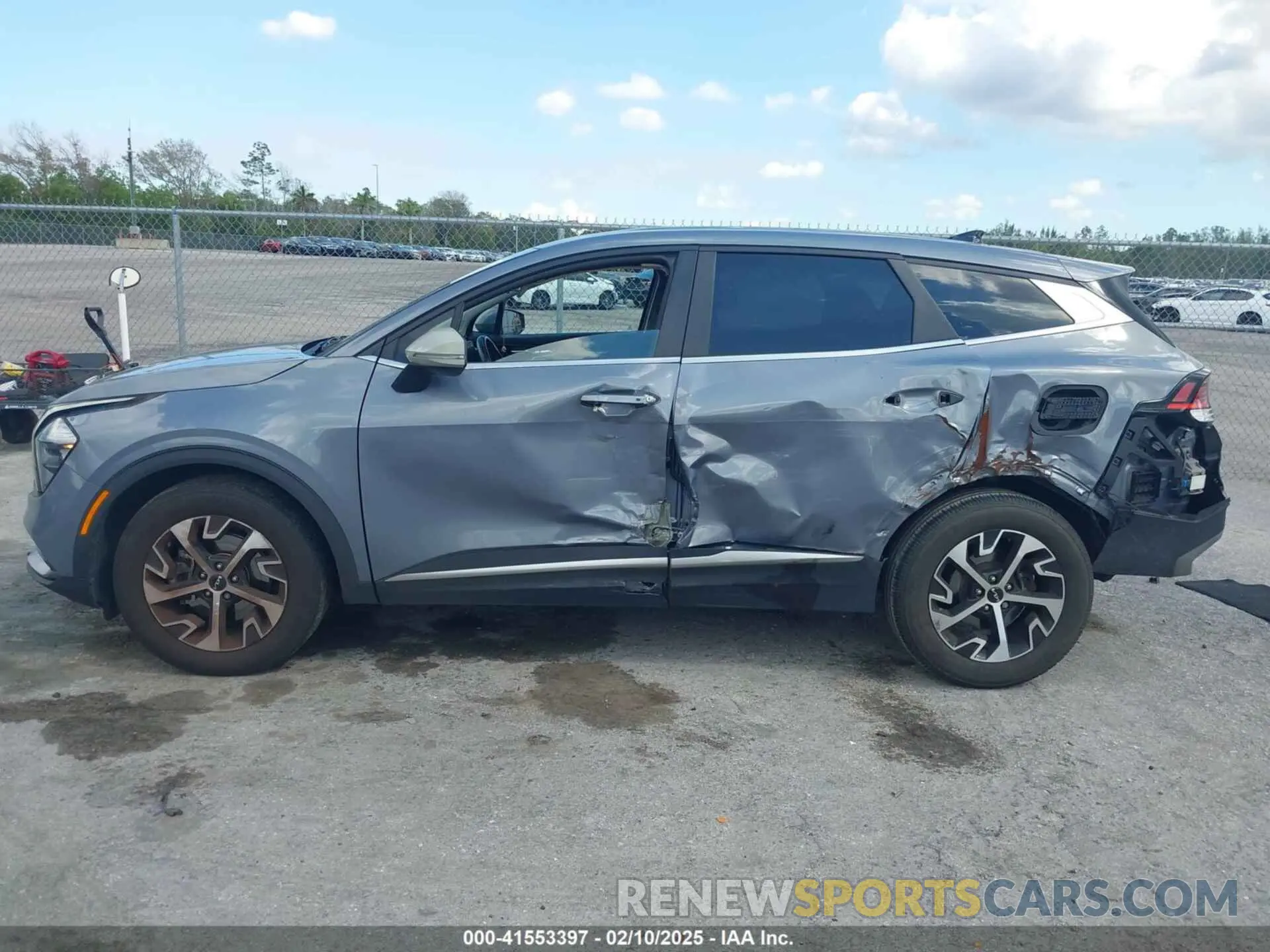 14 fotografías del automóvil dañado 5XYK33AF4PG039263 KIA SPORTAGE 2023