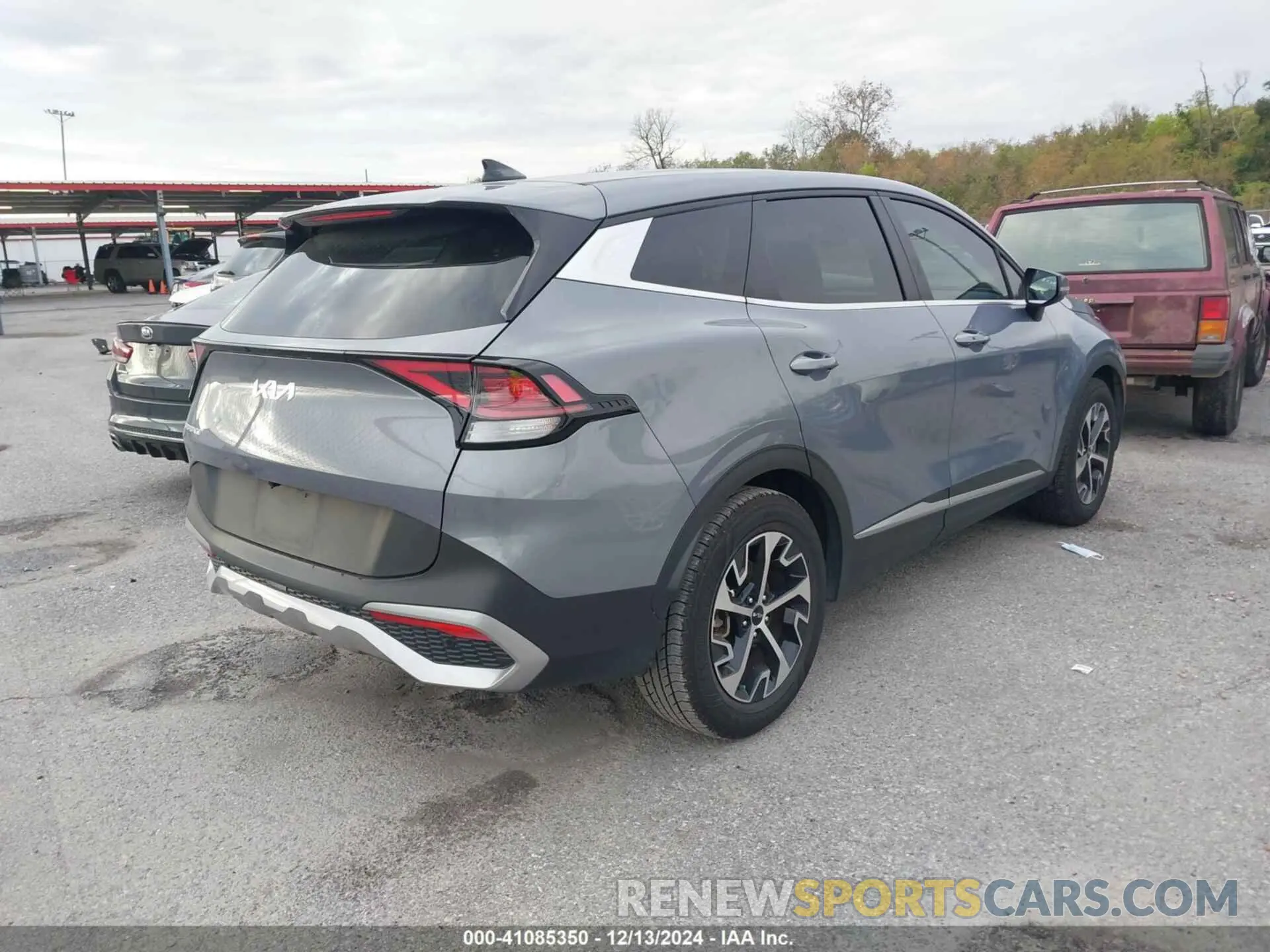 4 fotografías del automóvil dañado 5XYK33AF4PG071422 KIA SPORTAGE 2023
