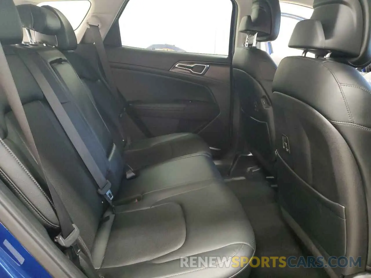 11 fotografías del automóvil dañado 5XYK33AF5PG103990 KIA SPORTAGE 2023