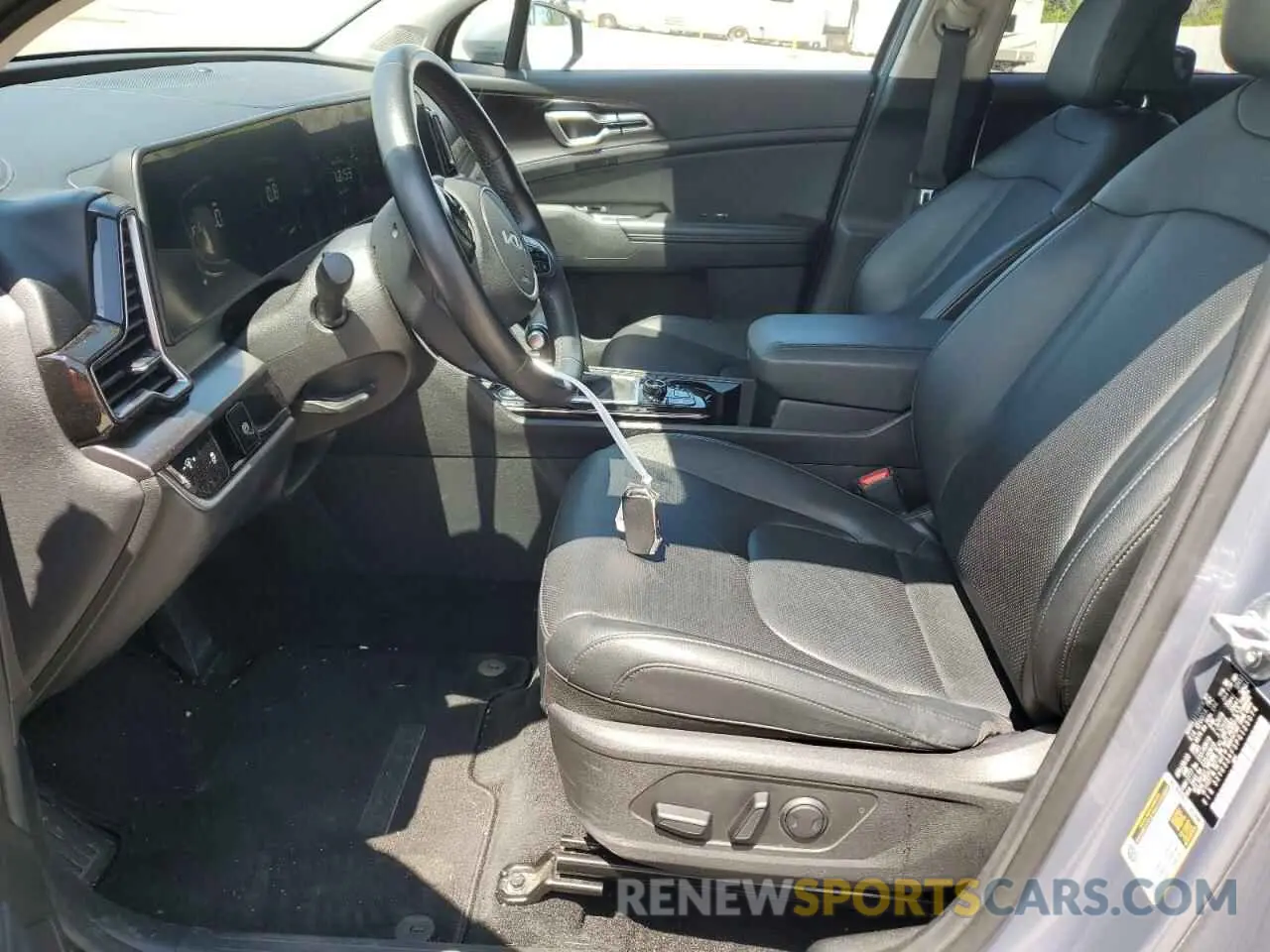 7 fotografías del automóvil dañado 5XYK33AF5PG123074 KIA SPORTAGE 2023