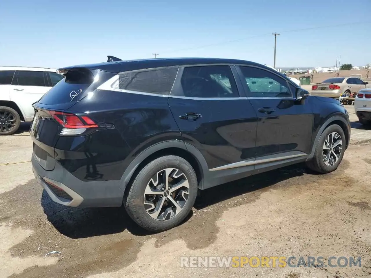 3 fotografías del automóvil dañado 5XYK33AF6PG021654 KIA SPORTAGE 2023