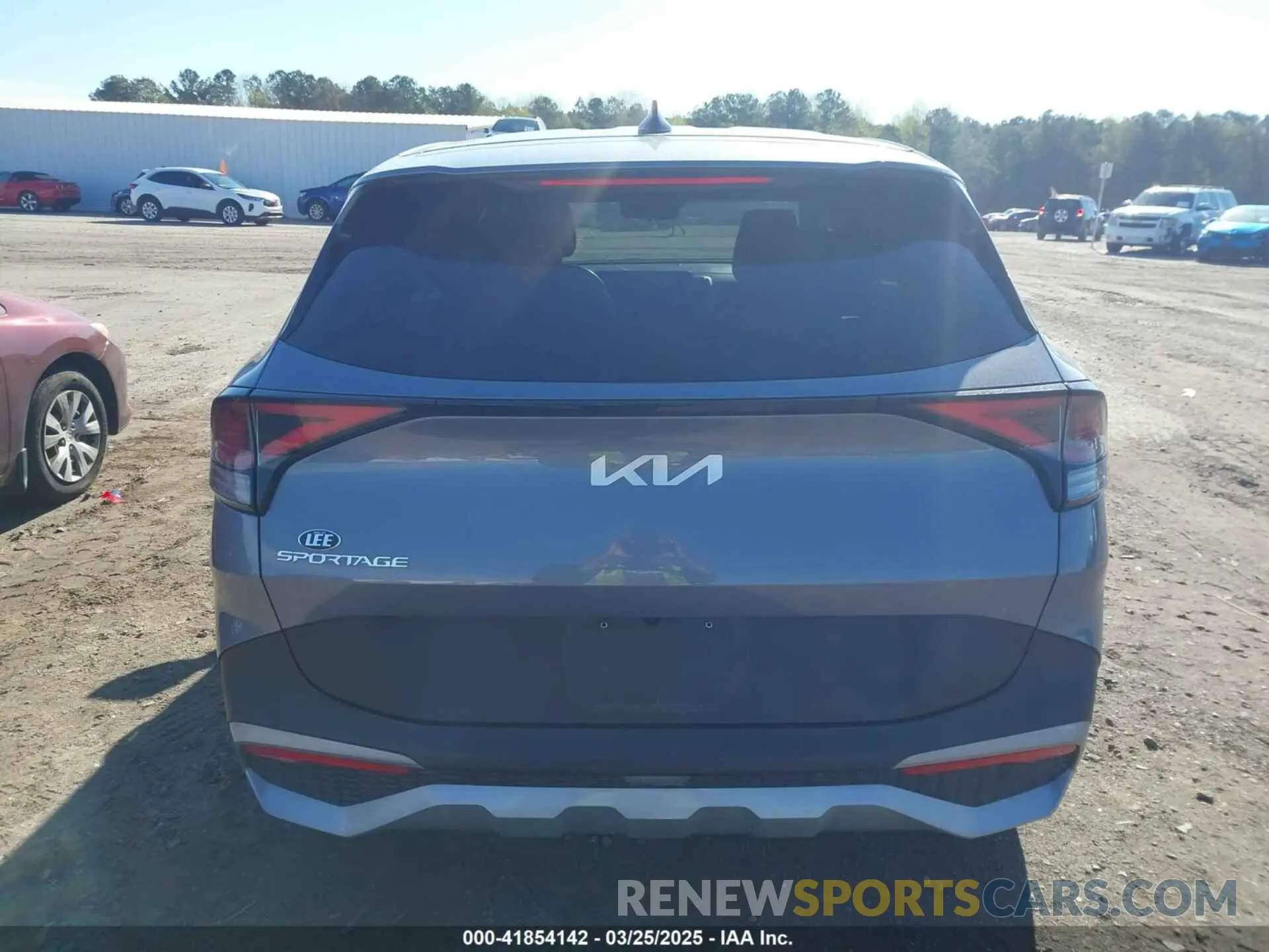16 fotografías del automóvil dañado 5XYK33AF6PG103481 KIA SPORTAGE 2023