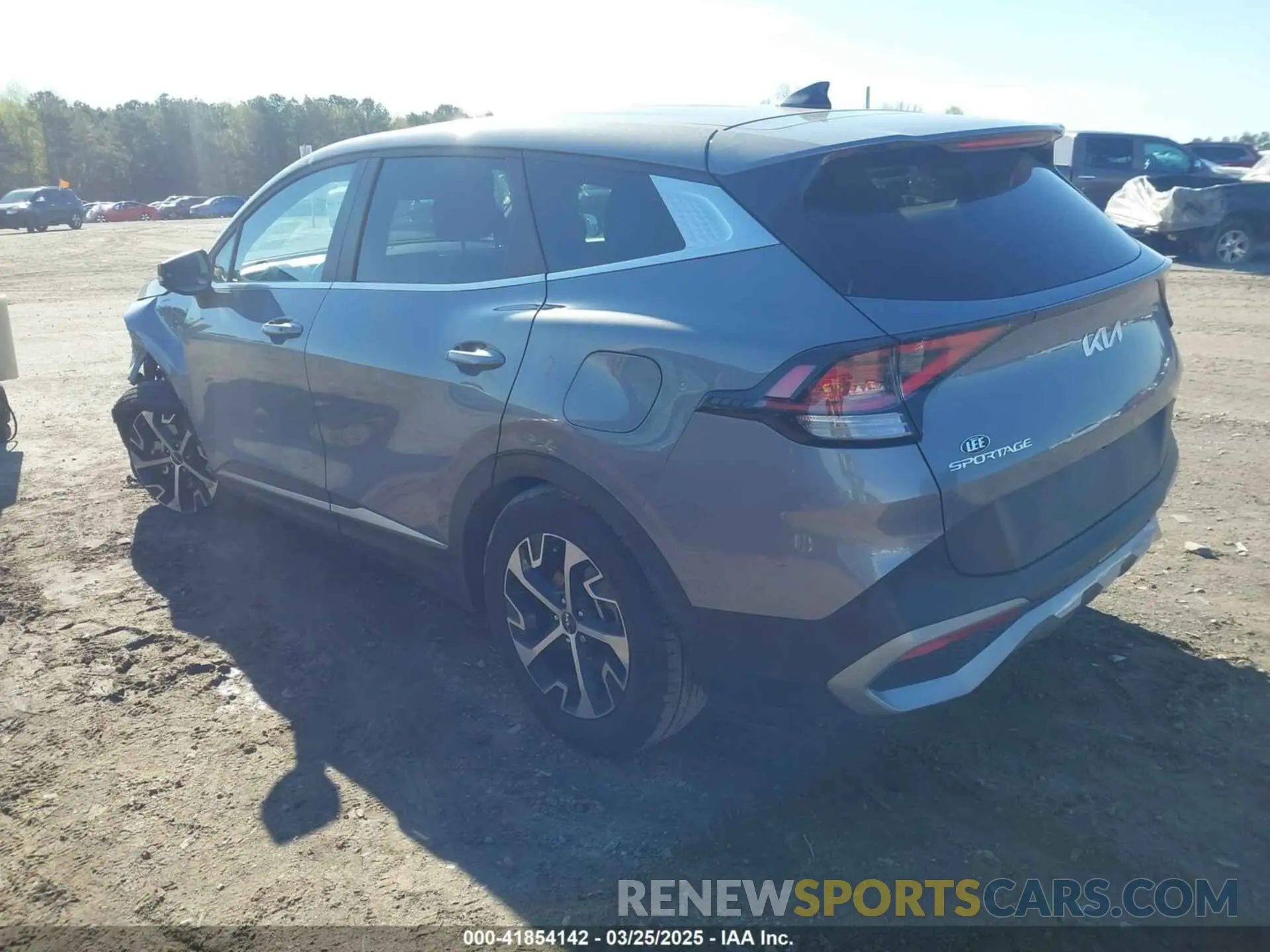3 fotografías del automóvil dañado 5XYK33AF6PG103481 KIA SPORTAGE 2023