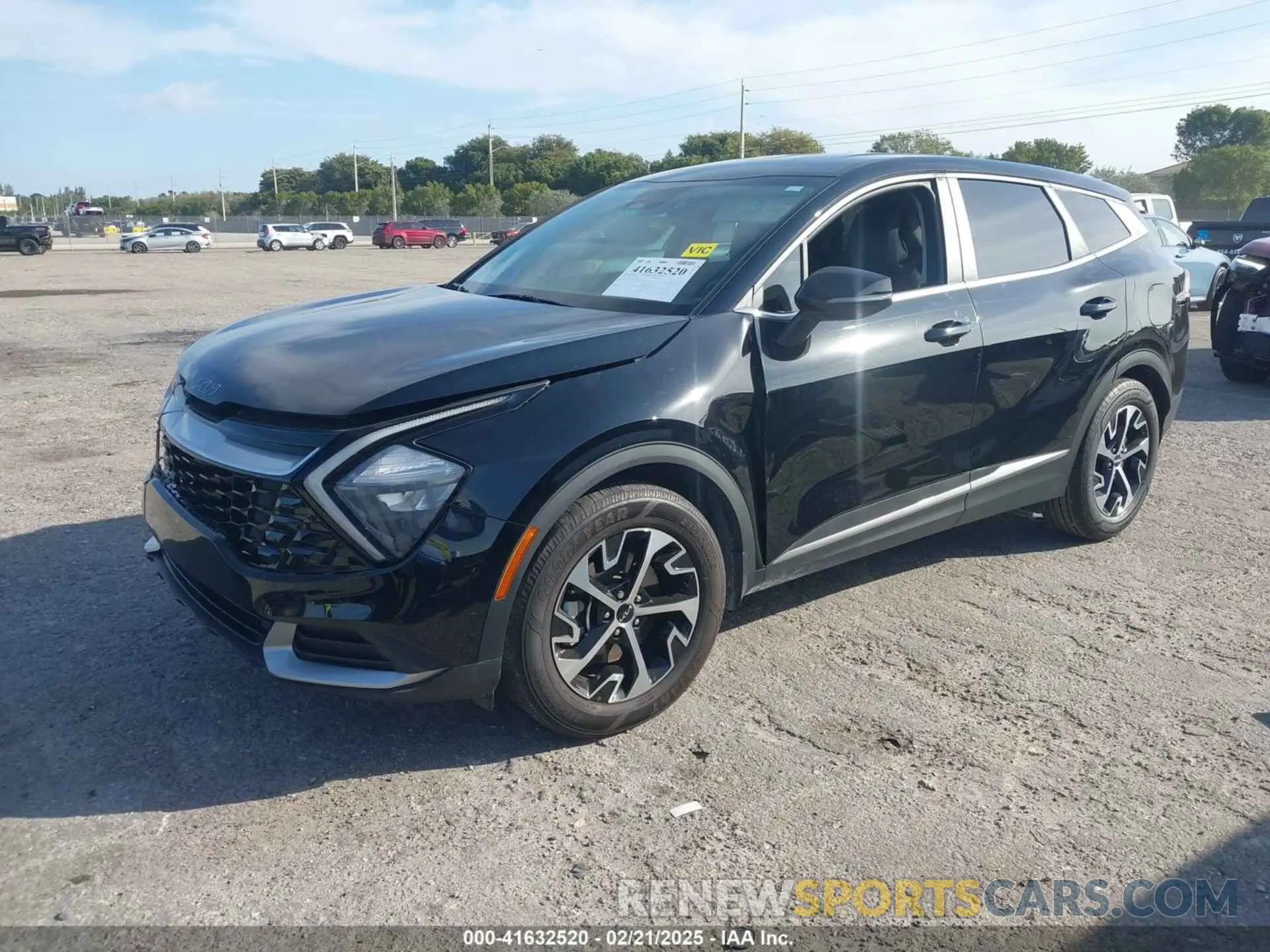 2 fotografías del automóvil dañado 5XYK33AF6PG110124 KIA SPORTAGE 2023