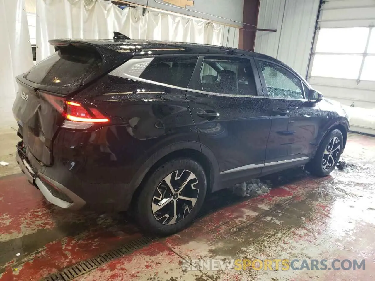 3 fotografías del automóvil dañado 5XYK33AF8PG028332 KIA SPORTAGE 2023