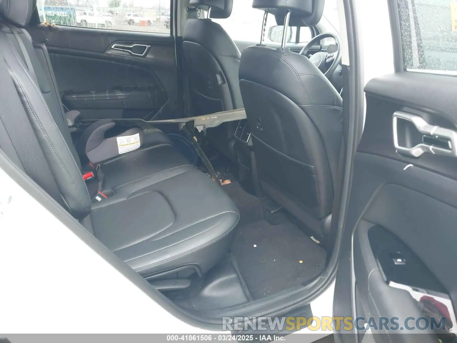 8 fotografías del automóvil dañado 5XYK33AF8PG058690 KIA SPORTAGE 2023