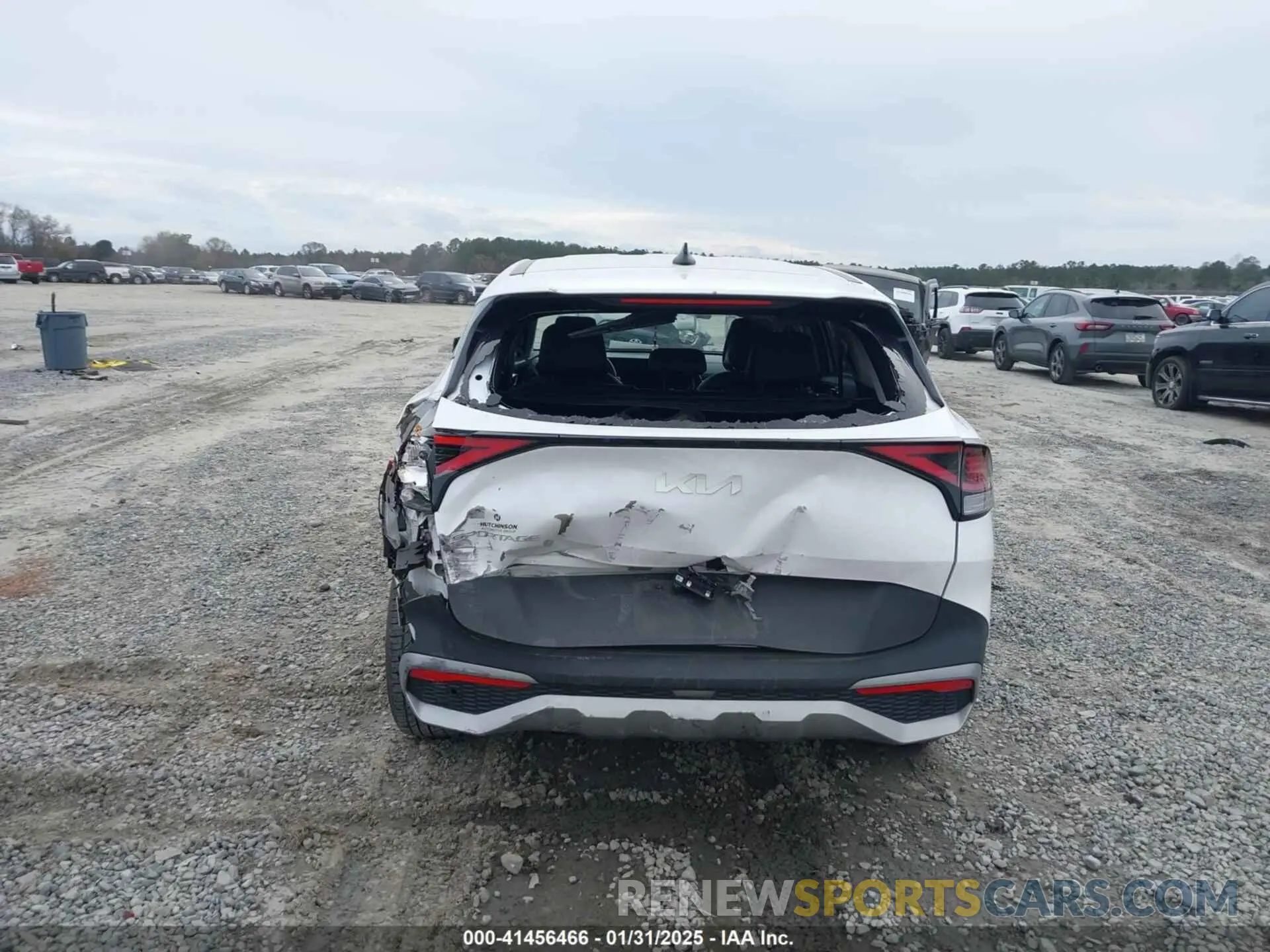 16 fotografías del automóvil dañado 5XYK33AF9PG042756 KIA SPORTAGE 2023