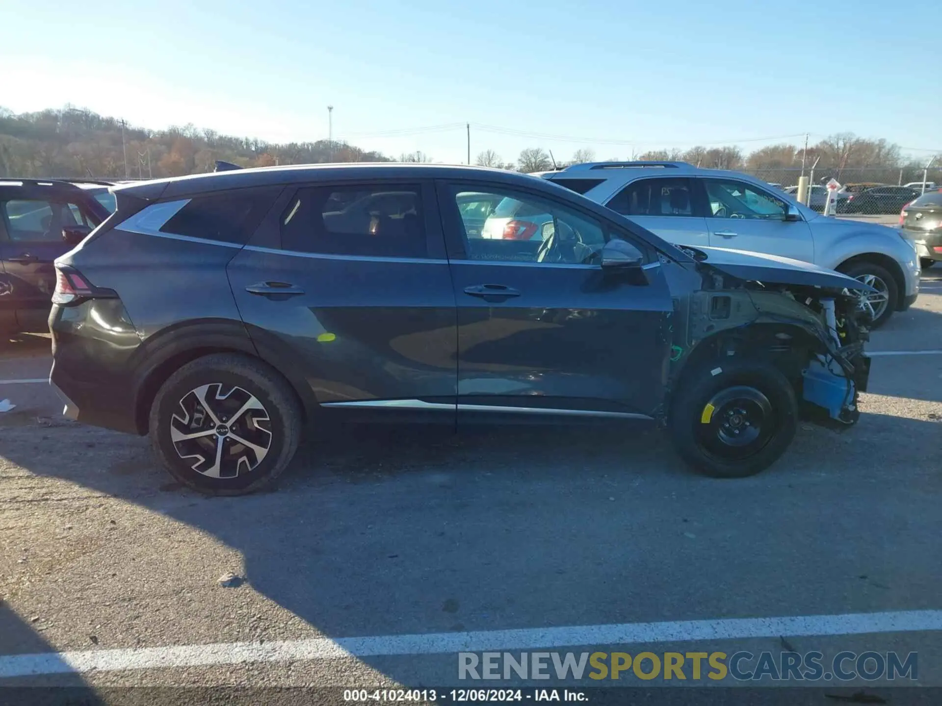 13 fotografías del automóvil dañado 5XYK33AF9PG083713 KIA SPORTAGE 2023