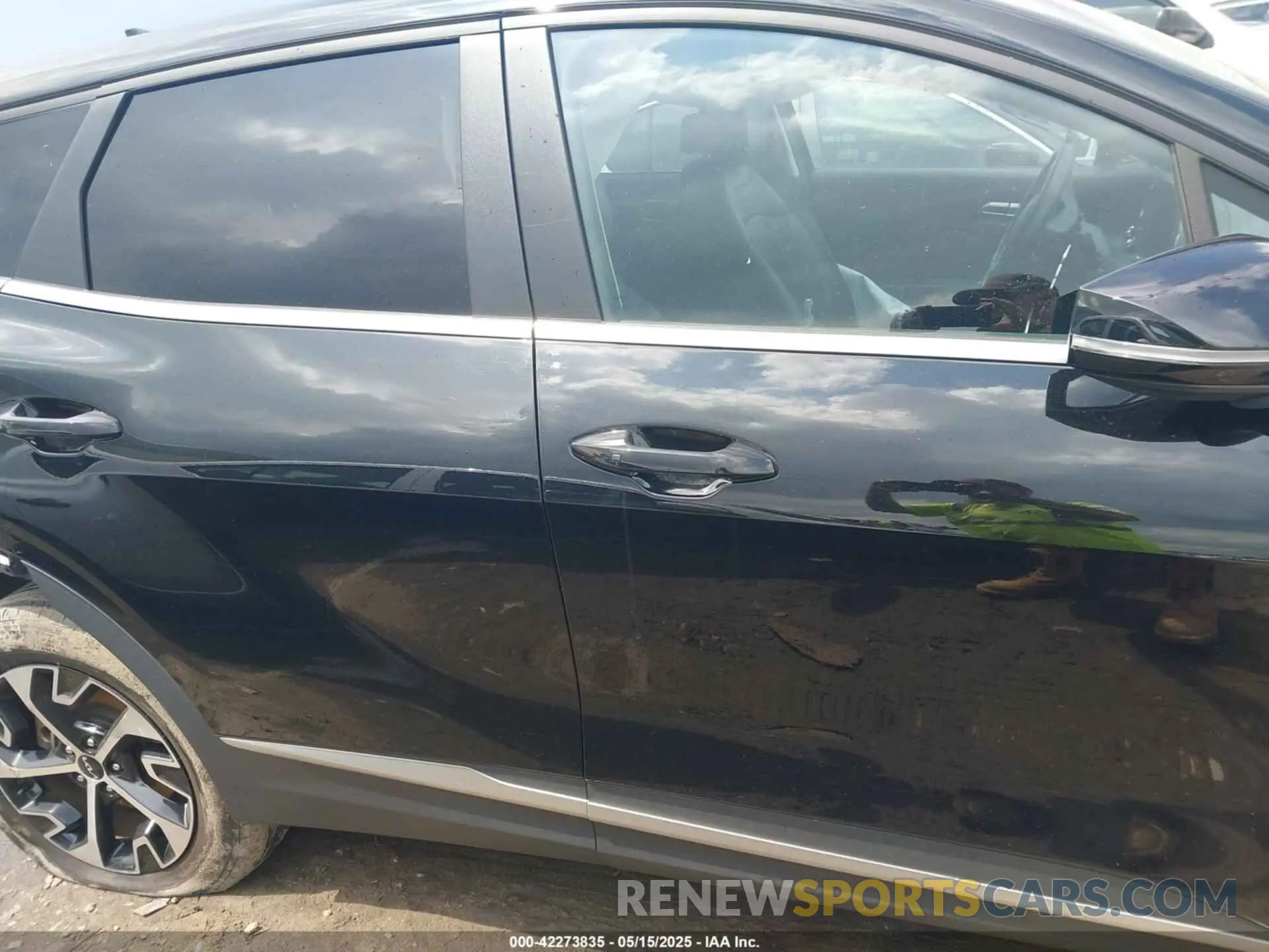 14 fotografías del automóvil dañado 5XYK33AFXPG034973 KIA SPORTAGE 2023