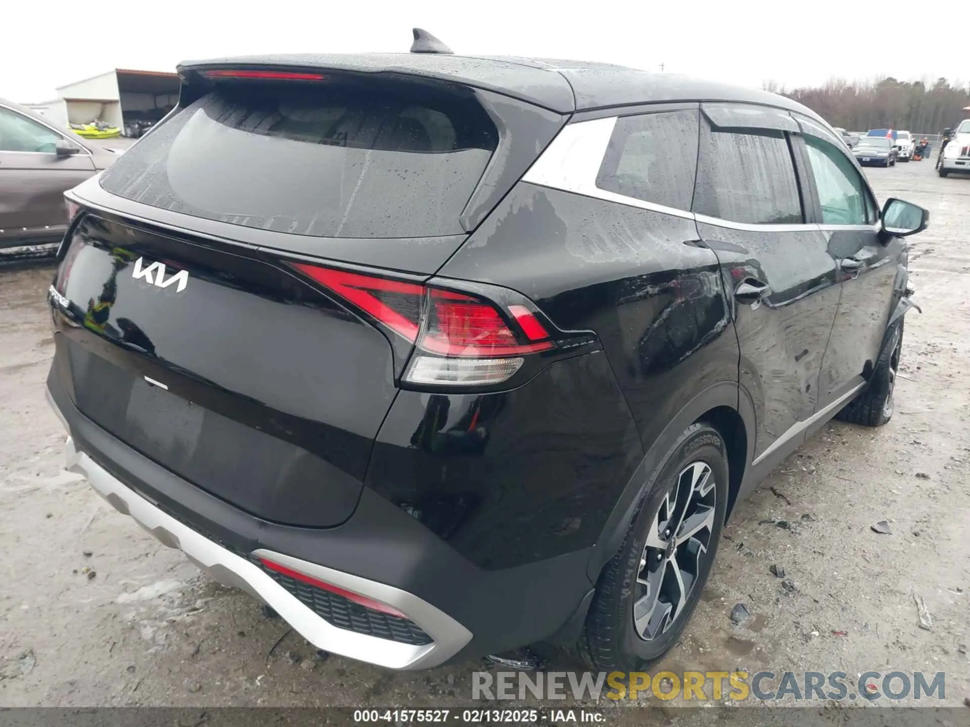 4 fotografías del automóvil dañado 5XYK33AFXPG086037 KIA SPORTAGE 2023