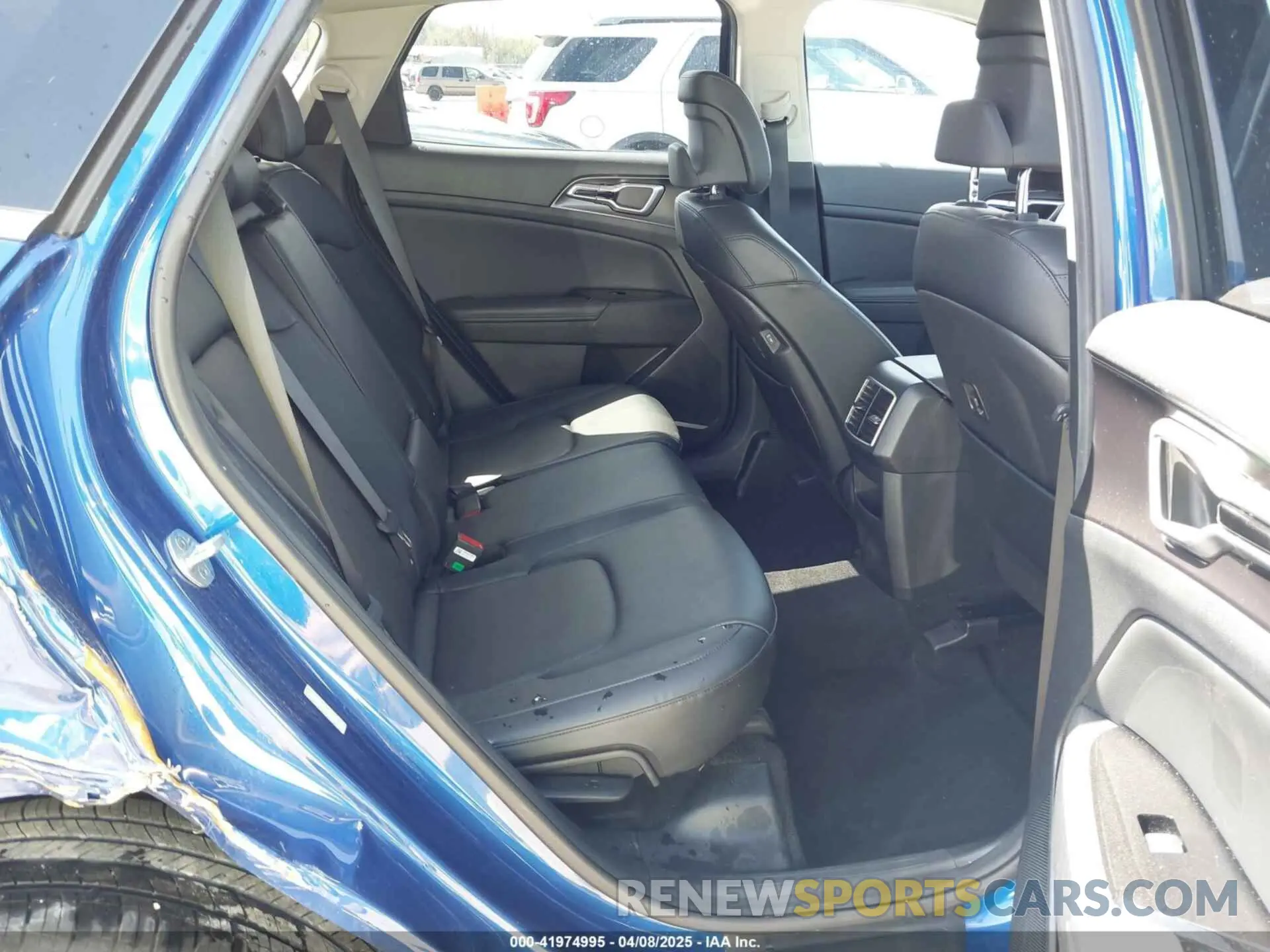 8 fotografías del automóvil dañado 5XYK3CAF0PG002047 KIA SPORTAGE 2023