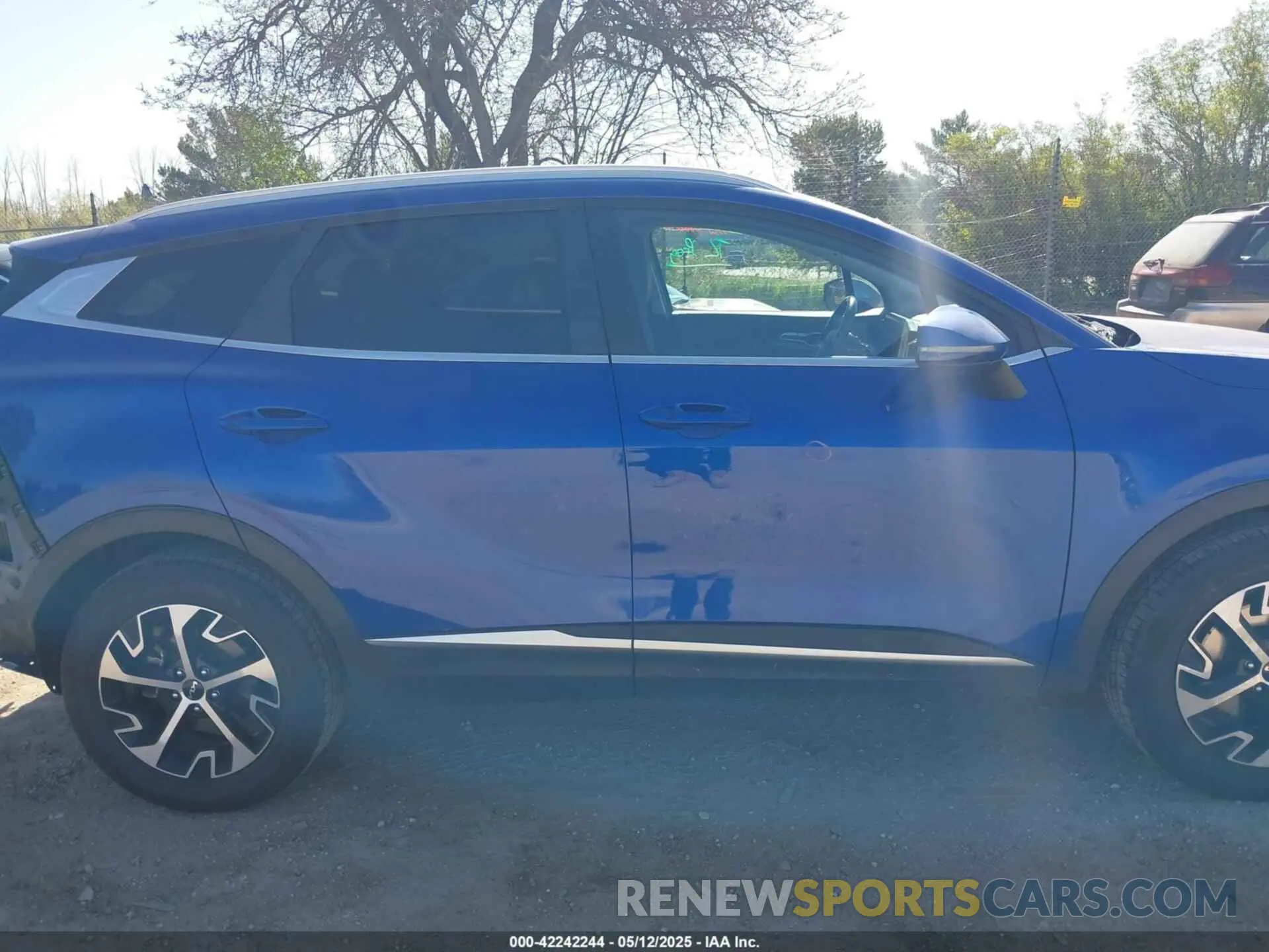 13 fotografías del automóvil dañado 5XYK3CAF0PG030236 KIA SPORTAGE 2023