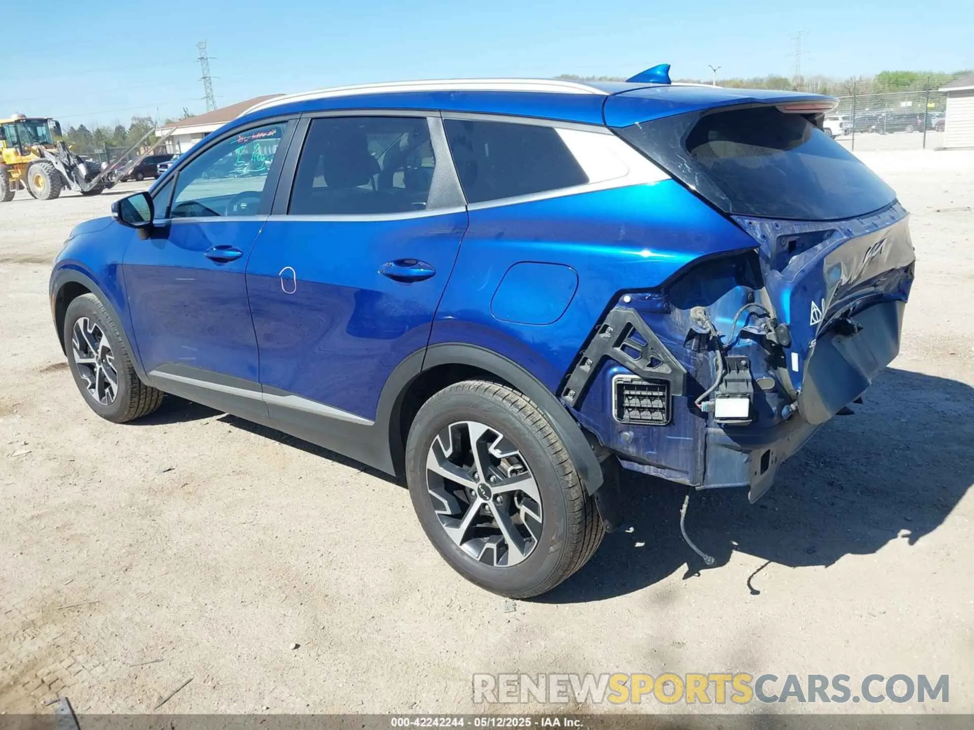 3 fotografías del automóvil dañado 5XYK3CAF0PG030236 KIA SPORTAGE 2023