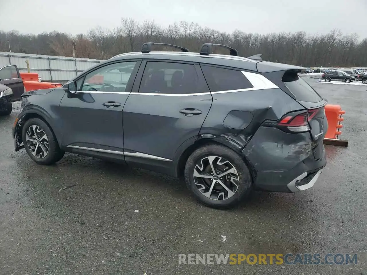 2 fotografías del automóvil dañado 5XYK3CAF2PG133044 KIA SPORTAGE 2023
