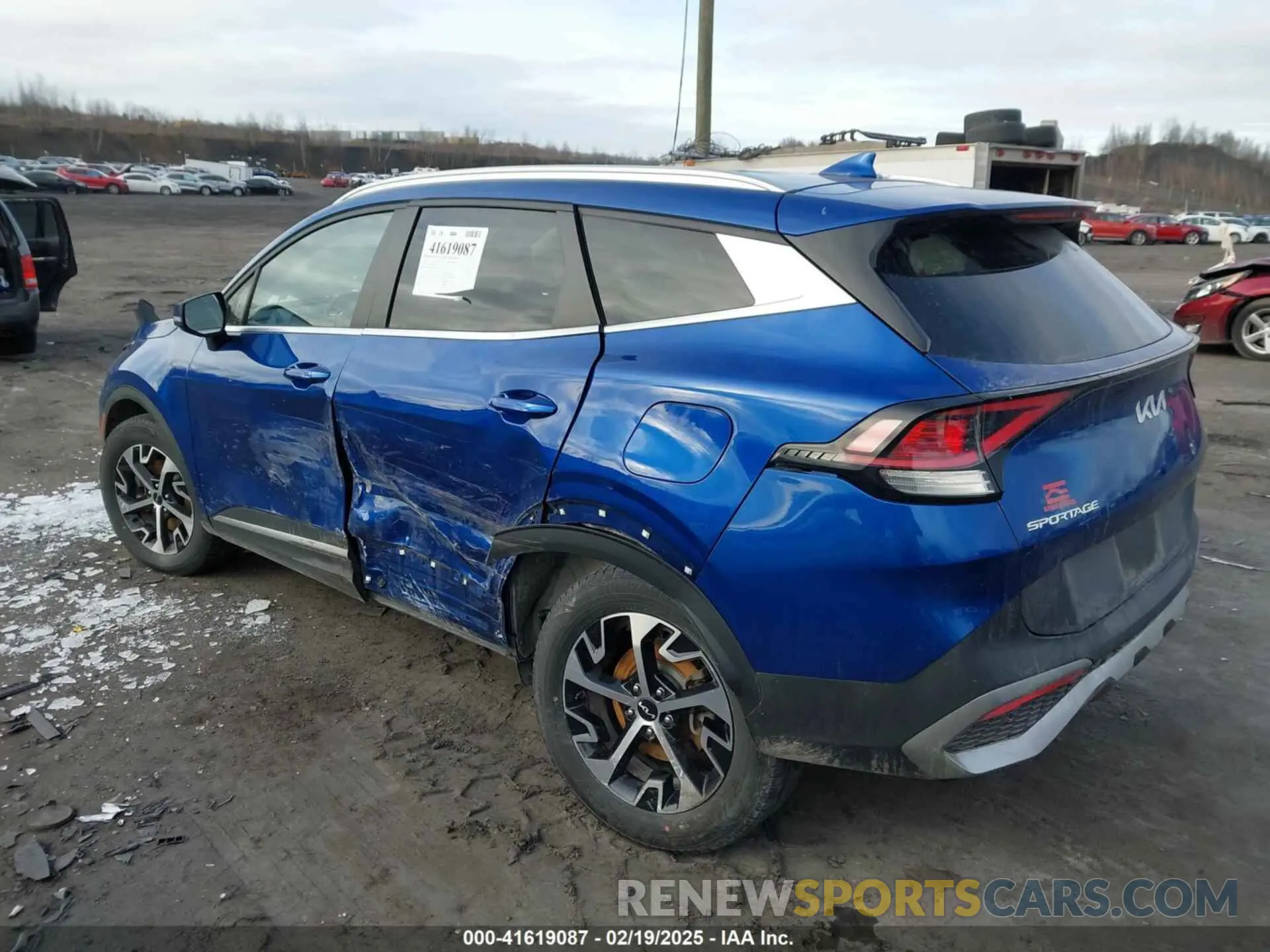 3 fotografías del automóvil dañado 5XYK3CAF3PG020722 KIA SPORTAGE 2023