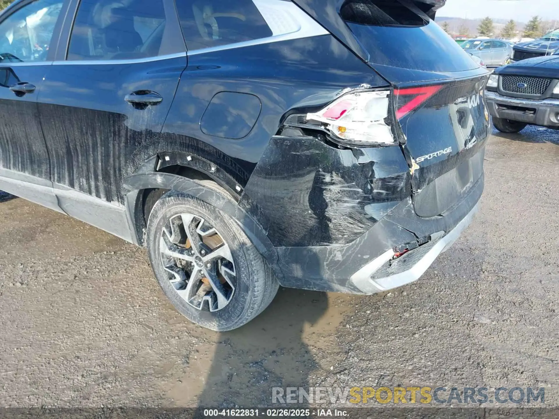 6 fotografías del automóvil dañado 5XYK3CAF5PG117307 KIA SPORTAGE 2023