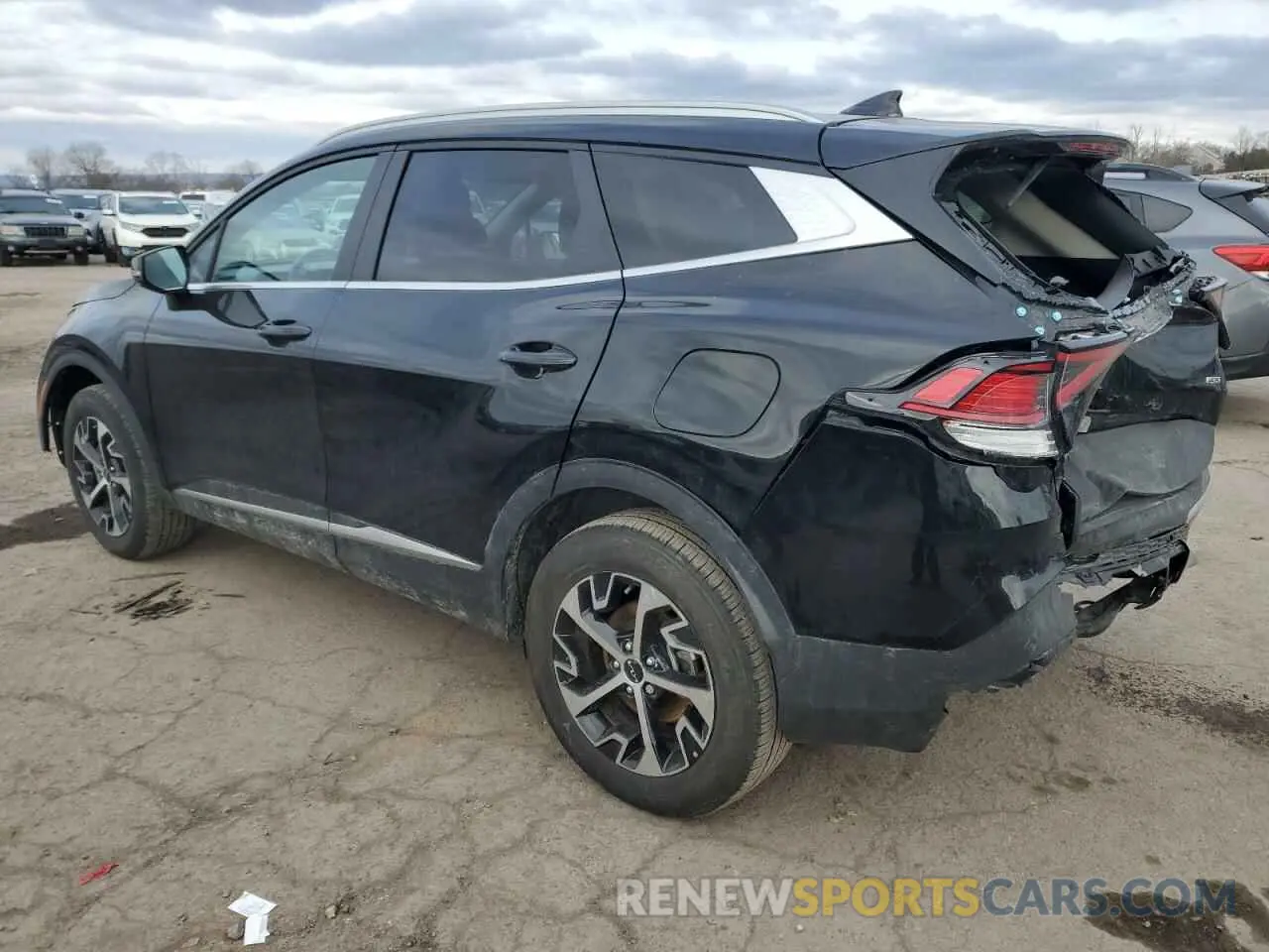 2 fotografías del automóvil dañado 5XYK3CAF5PG138707 KIA SPORTAGE 2023